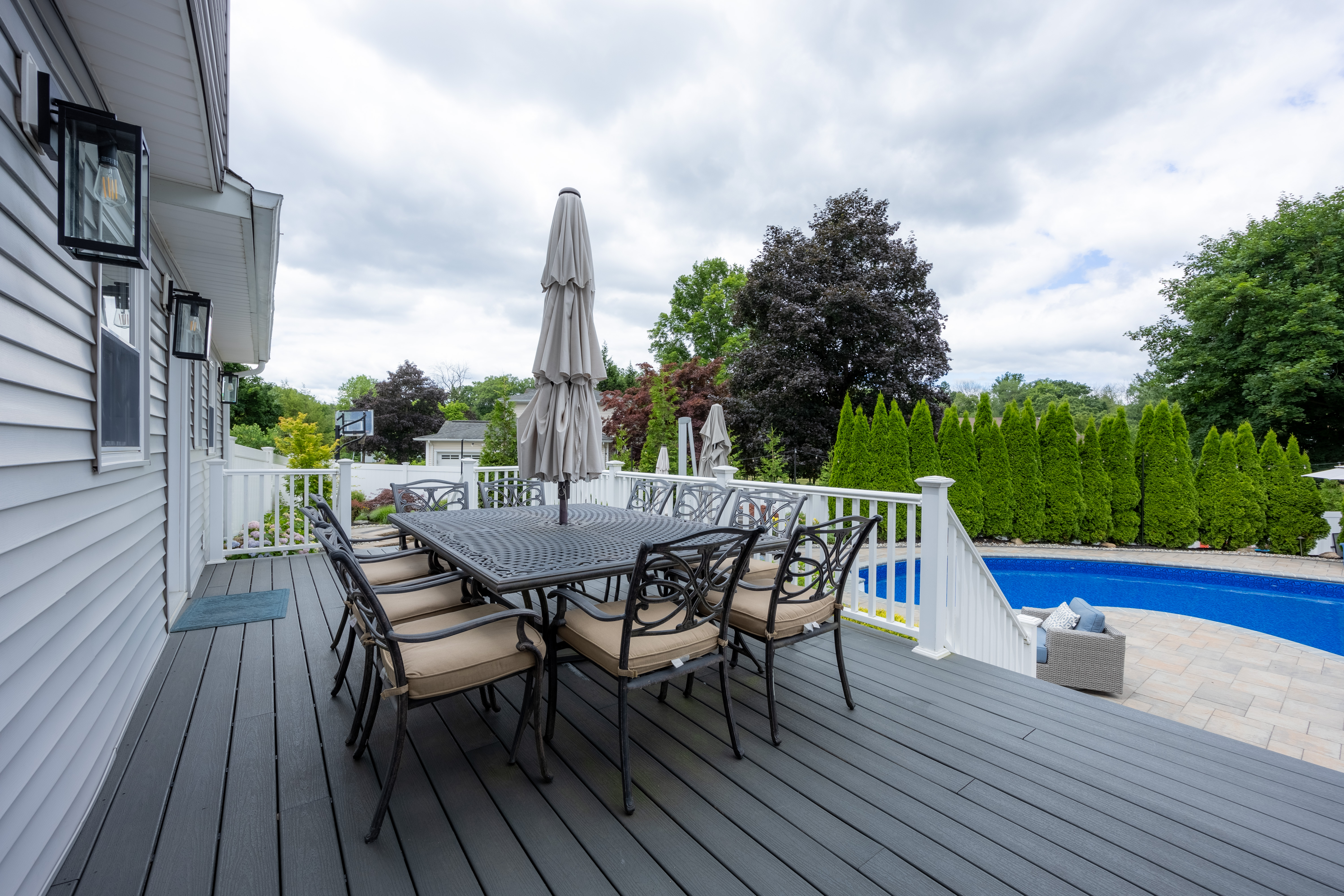 Montville Twp., New Jersey, 07082, United States, 4 Bedrooms Bedrooms, ,3 BathroomsBathrooms,Residential,For Sale,1979871