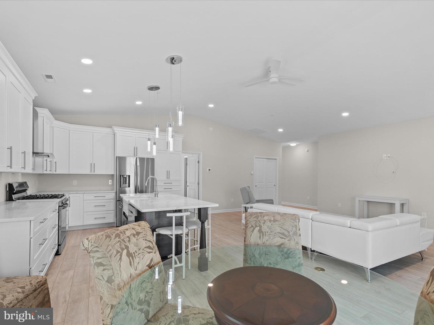 Ocean City, Maryland, 21842, United States, 3 Bedrooms Bedrooms, ,2 BathroomsBathrooms,Residential,For Sale,1847556
