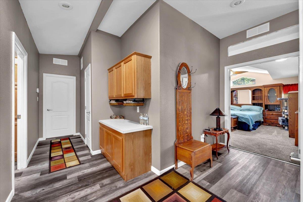 Gerber, California, 96035, United States, 4 Bedrooms Bedrooms, ,3 BathroomsBathrooms,Residential,For Sale,1927248
