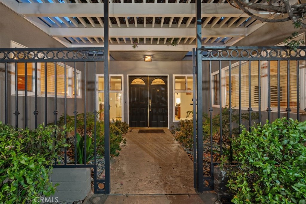 Woodland Hills, California, 91367, United States, 5 Bedrooms Bedrooms, ,3 BathroomsBathrooms,Residential,For Sale,1907450
