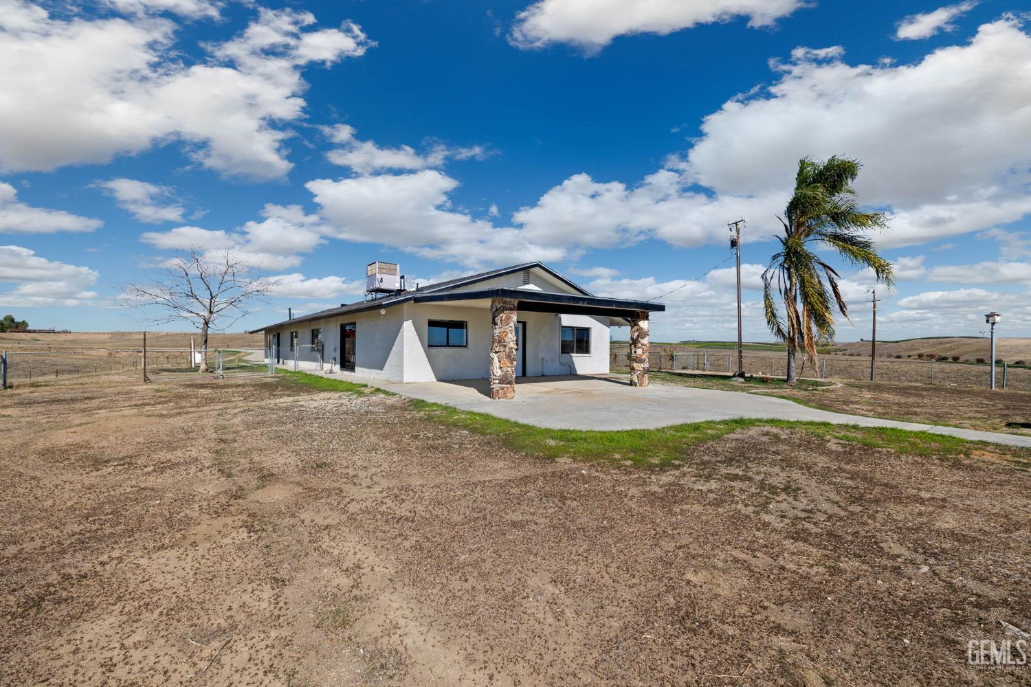 Mc Farland, California, 93250, United States, 3 Bedrooms Bedrooms, ,2 BathroomsBathrooms,Residential,For Sale,1994754