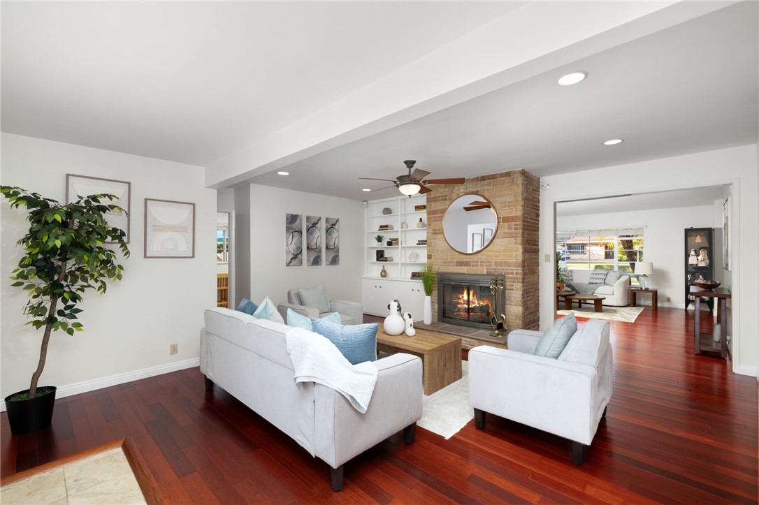 Arcadia, California, 91007, United States, 3 Bedrooms Bedrooms, ,2 BathroomsBathrooms,Residential,For Sale,1989649