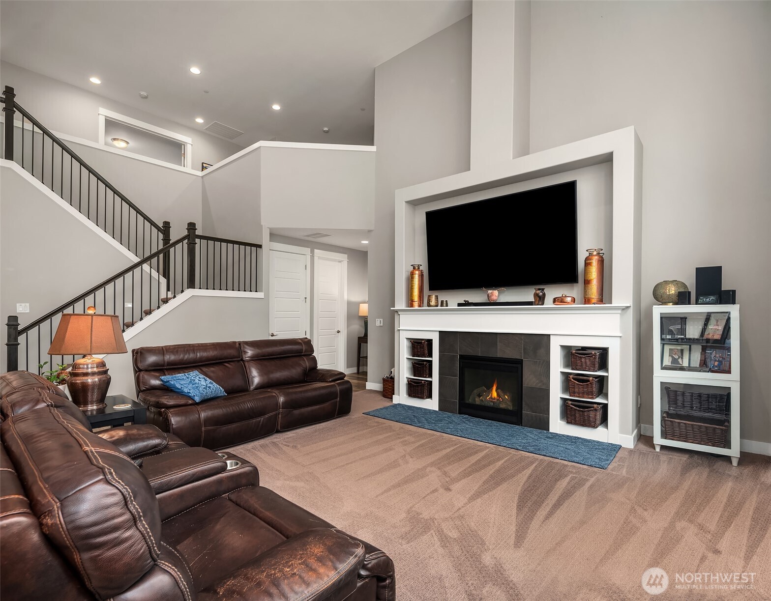 Seattle, Washington, 98178, United States, 4 Bedrooms Bedrooms, ,3 BathroomsBathrooms,Residential,For Sale,1793802
