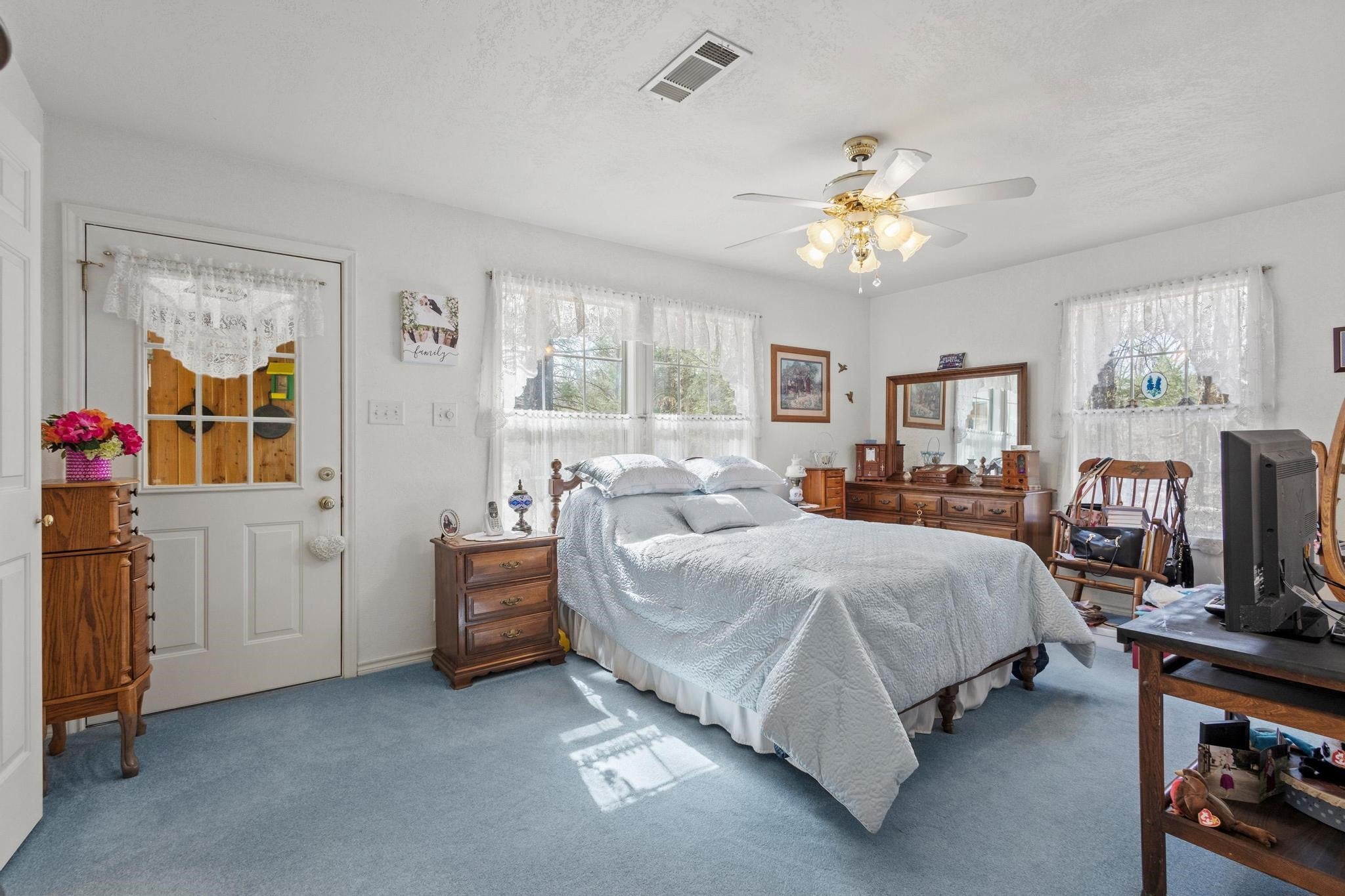 Ivanhoe, Texas, 75447, United States, 3 Bedrooms Bedrooms, ,2 BathroomsBathrooms,Residential,For Sale,1974689