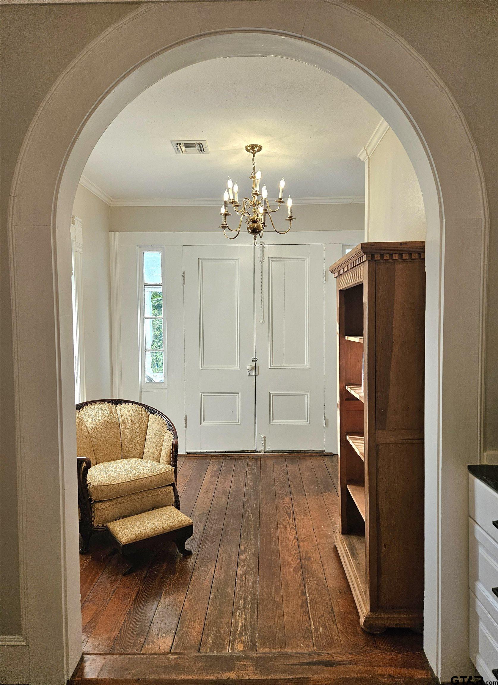 Jacksonville, Texas, 75766, United States, 5 Bedrooms Bedrooms, ,4 BathroomsBathrooms,Residential,For Sale,2000635