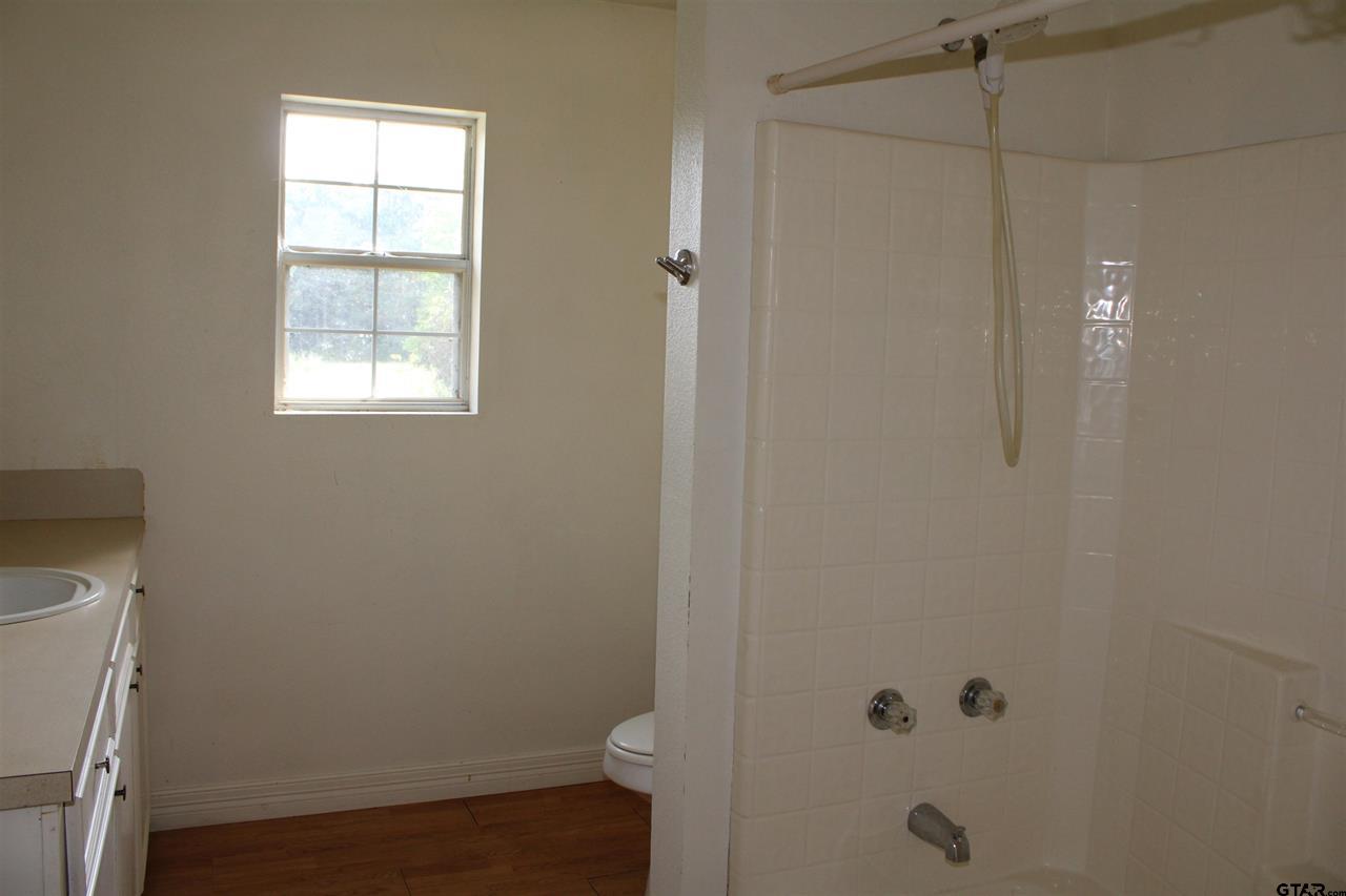 Jacksonville, Texas, 75766, United States, 2 Bedrooms Bedrooms, ,1 BathroomBathrooms,Residential,For Sale,1984164