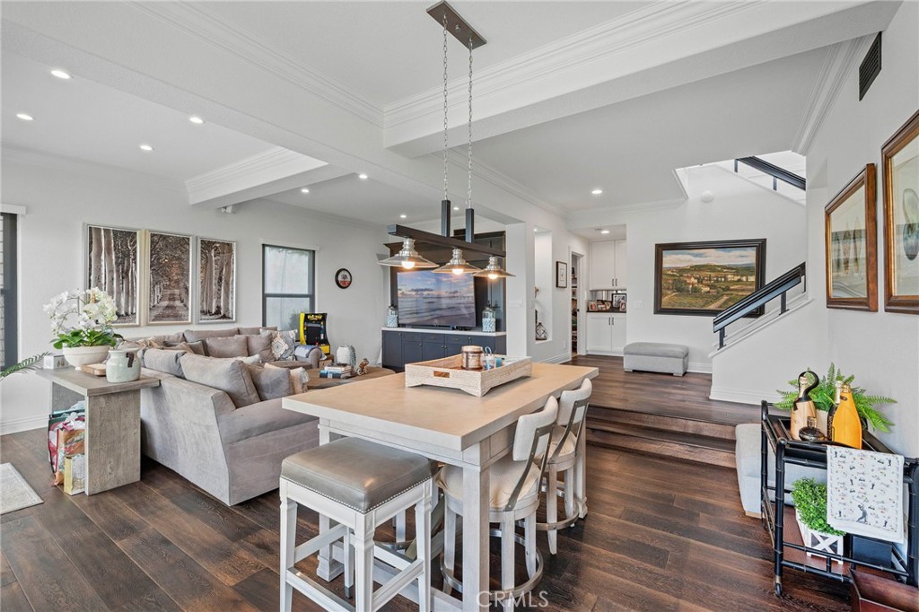 Newport Beach, California, 92660, United States, 3 Bedrooms Bedrooms, ,3 BathroomsBathrooms,Residential,For Sale,1991150