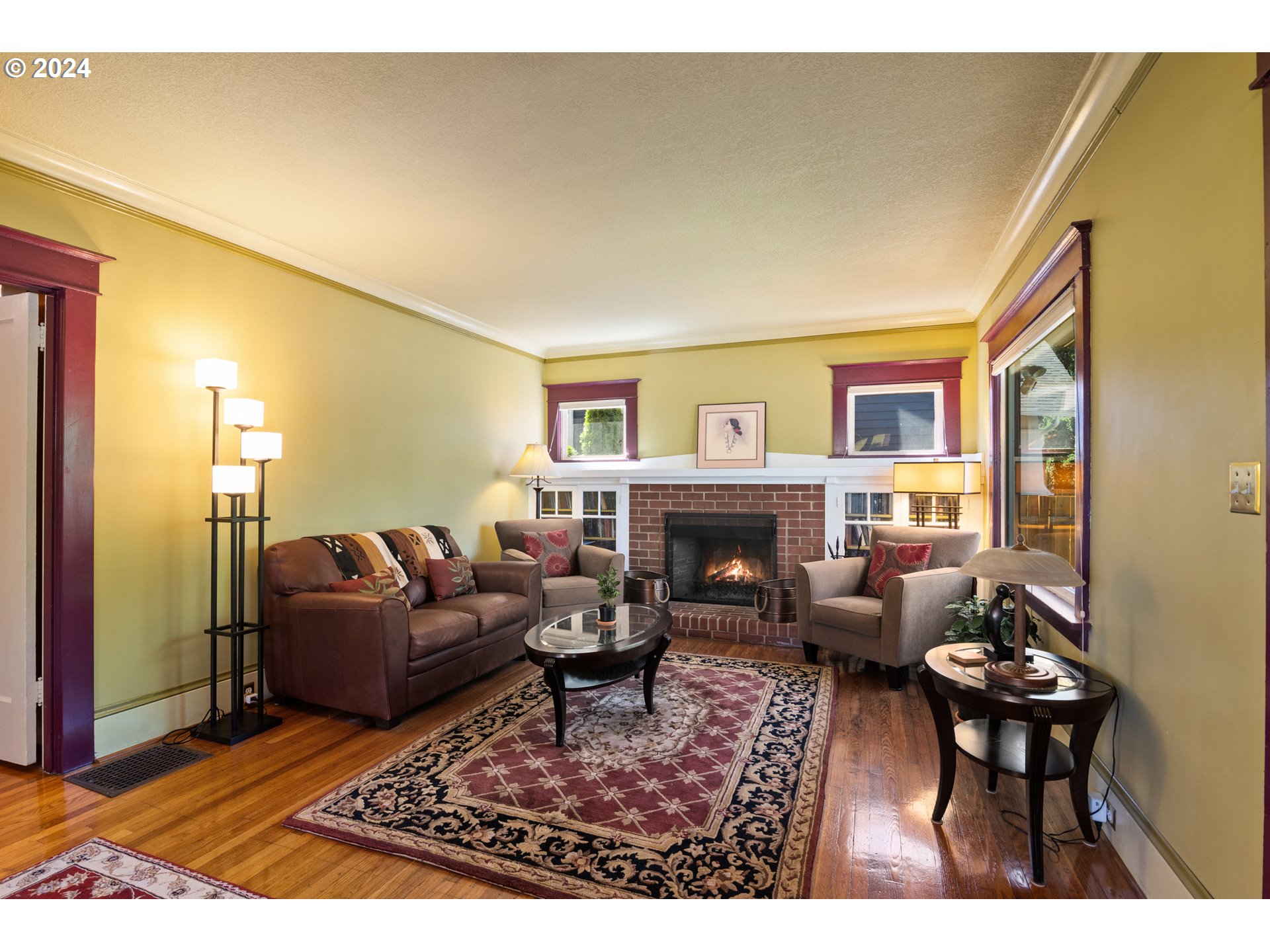 Portland, Oregon, 97211, United States, 5 Bedrooms Bedrooms, ,2 BathroomsBathrooms,Residential,For Sale,1976377