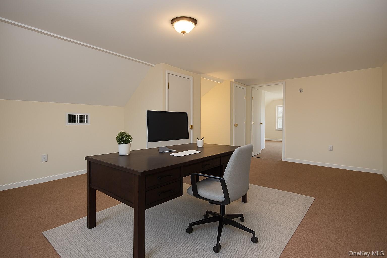 Haverstraw, New York, 10927, United States, 4 Bedrooms Bedrooms, ,2 BathroomsBathrooms,Residential,For Sale,2001244