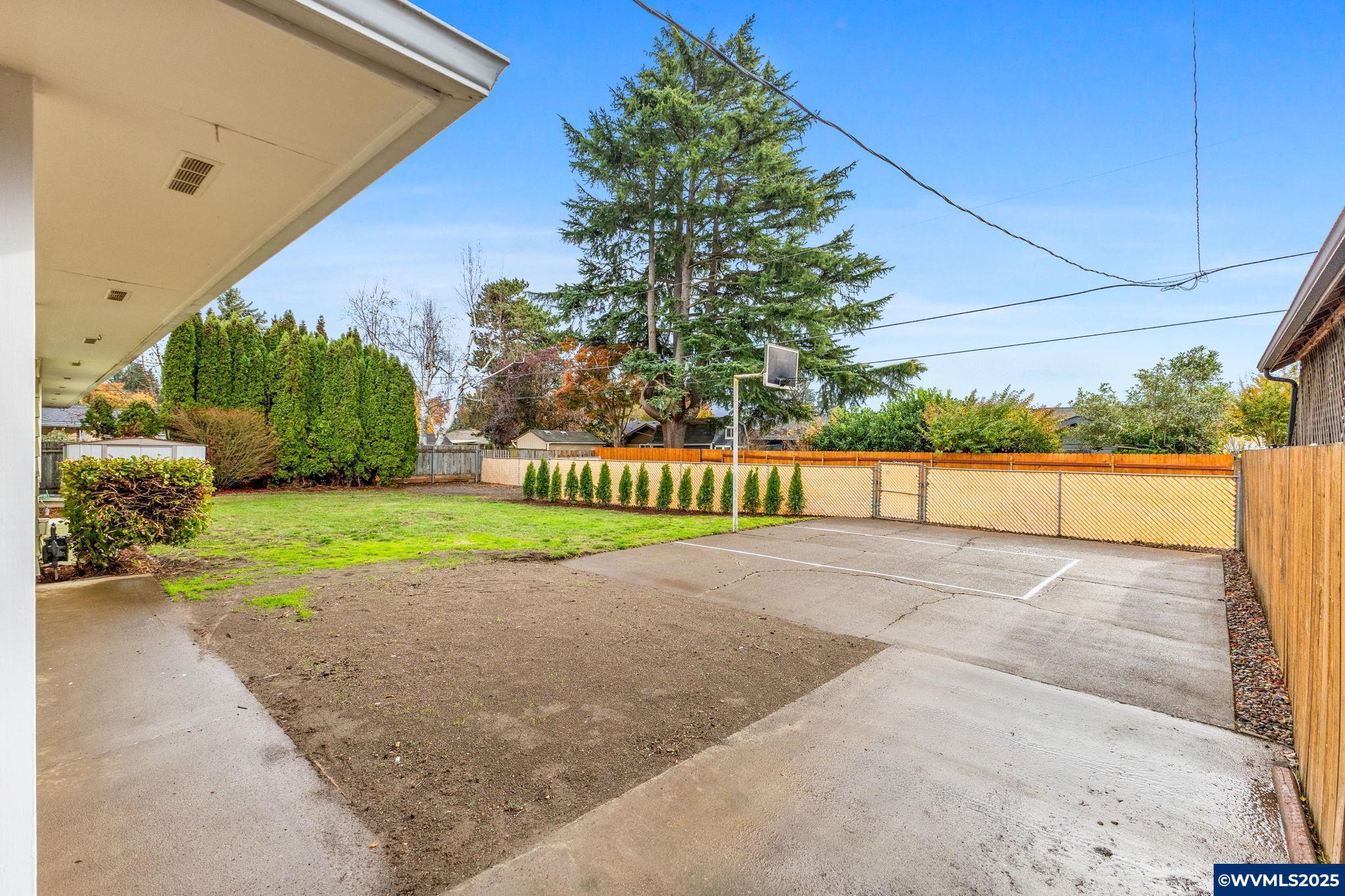 Keizer, Oregon, 97303, United States, 3 Bedrooms Bedrooms, ,2 BathroomsBathrooms,Residential,For Sale,1989311