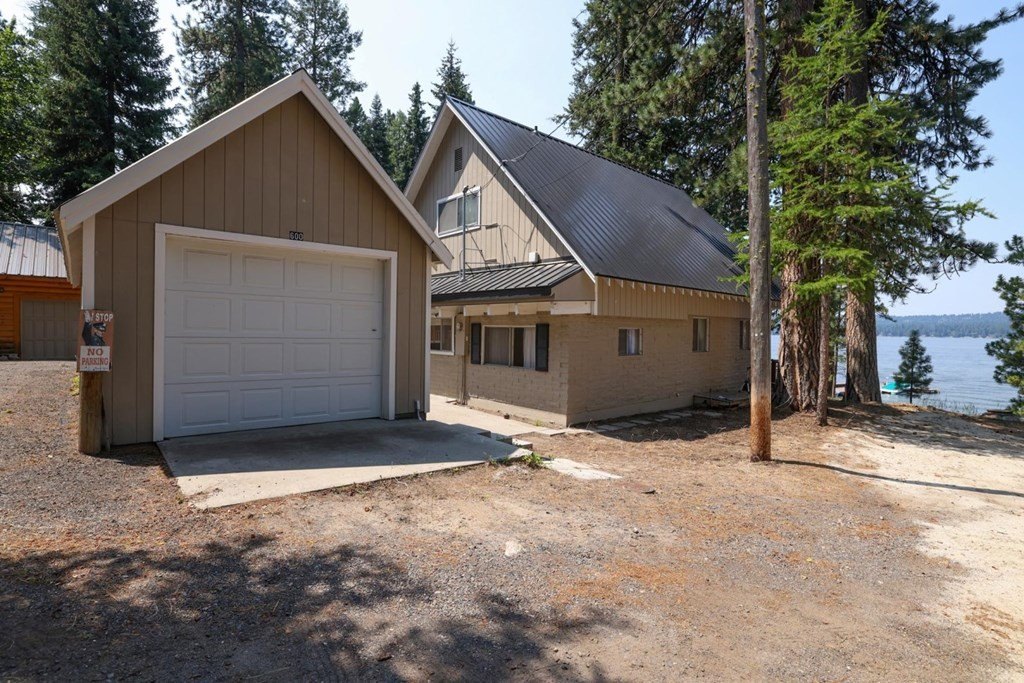 McCall, Idaho, 83638, United States, 4 Bedrooms Bedrooms, ,2 BathroomsBathrooms,Residential,For Sale,1825248