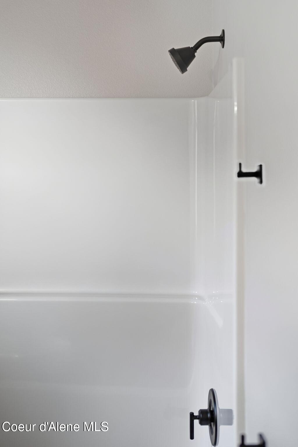 Coeur d'Alene, Idaho, 83815, United States, 4 Bedrooms Bedrooms, ,3 BathroomsBathrooms,Residential,For Sale,2015993