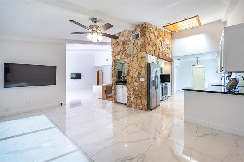 Plantation, Florida, 33322, United States, 4 Bedrooms Bedrooms, ,2 BathroomsBathrooms,Residential,For Sale,1925326