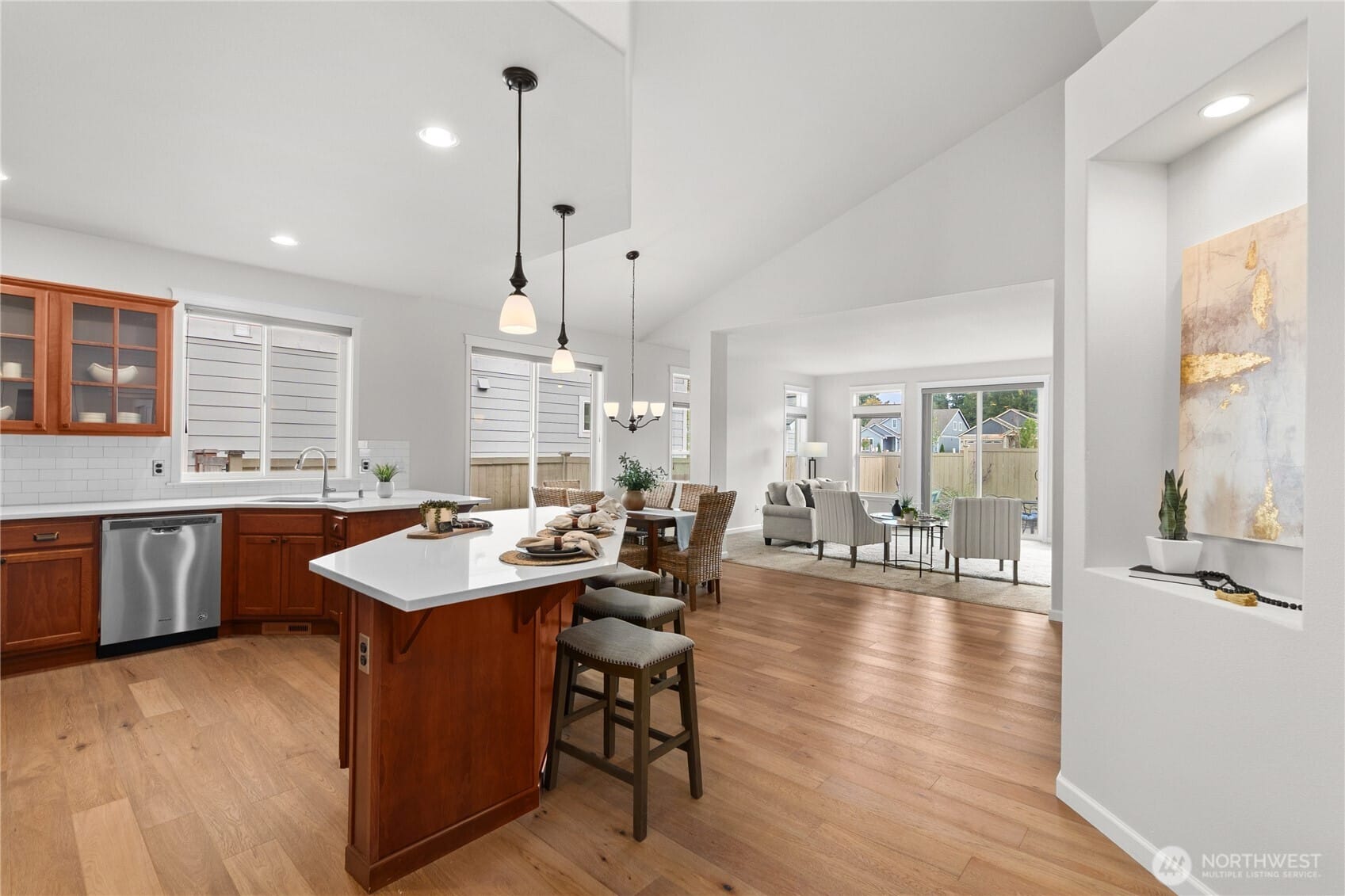 Tumwater, Washington, 98501, United States, 3 Bedrooms Bedrooms, ,2 BathroomsBathrooms,Residential,For Sale,1989265