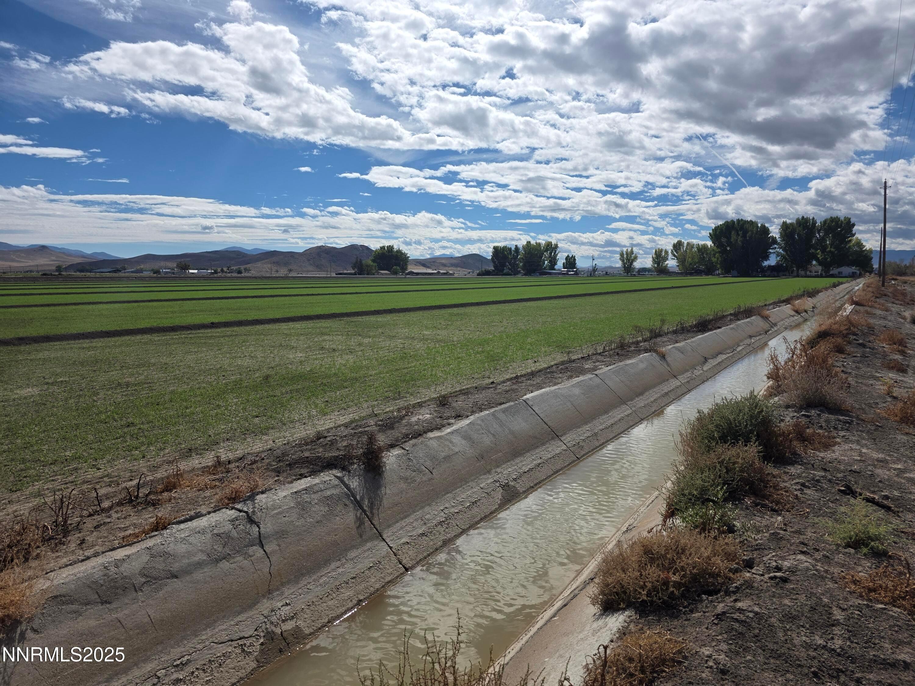 Yerington, Nevada, 89447, United States, ,Residential,For Sale,1987717