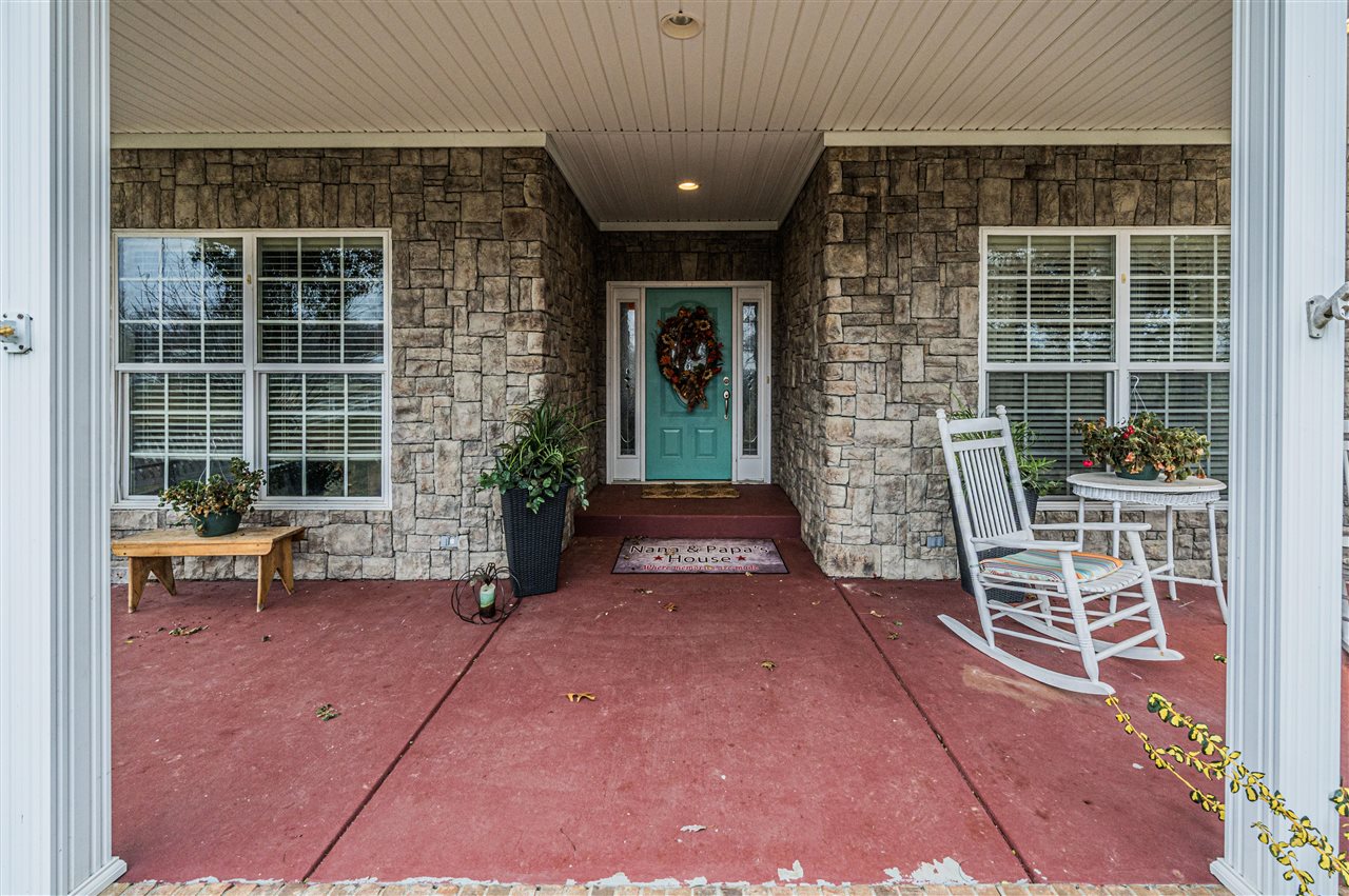 Scottsville, Kentucky, 42164, United States, 4 Bedrooms Bedrooms, ,4 BathroomsBathrooms,Residential,For Sale,2001662