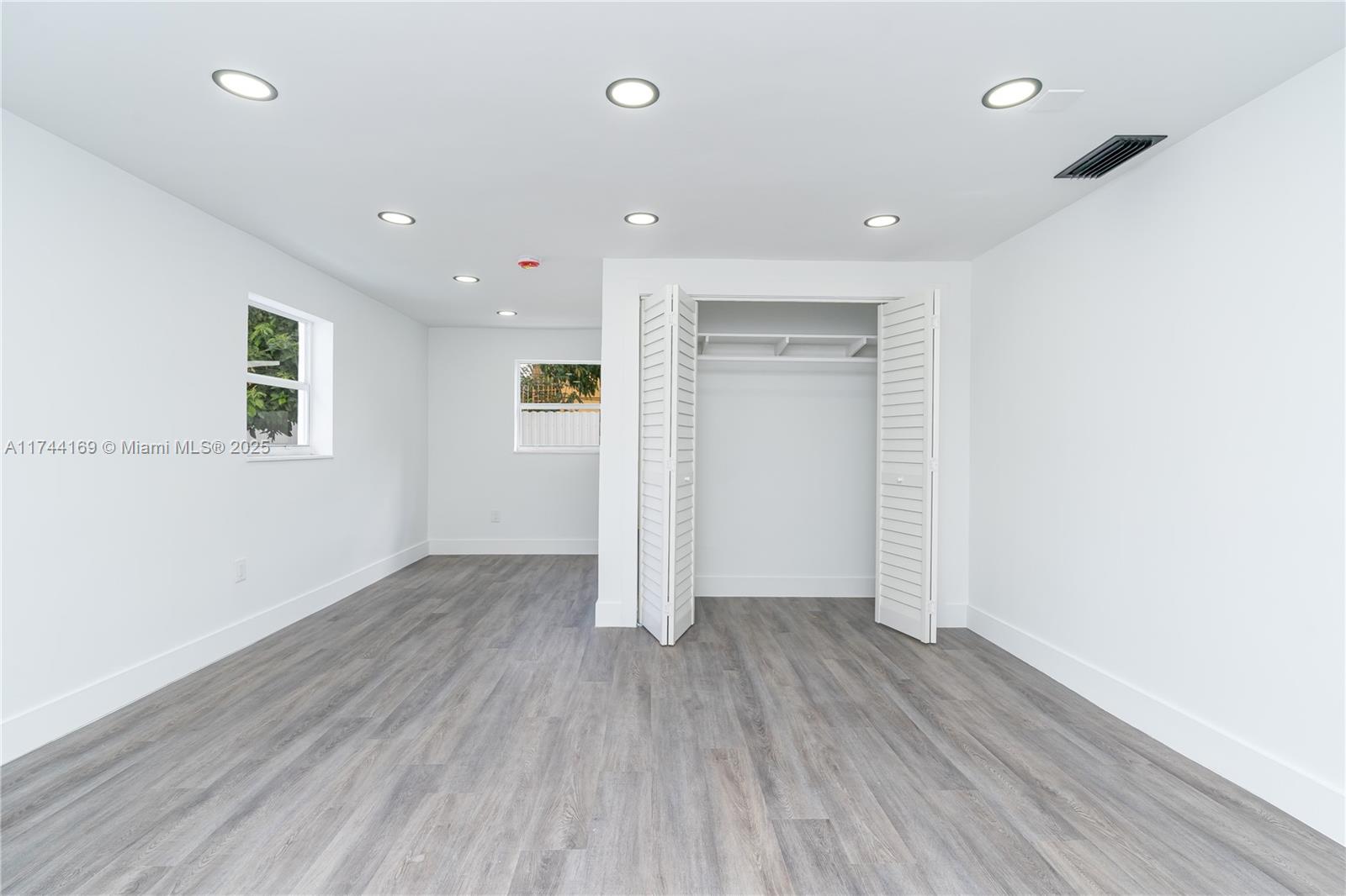 Opa-locka, Florida, 33054, United States, 3 Bedrooms Bedrooms, ,2 BathroomsBathrooms,Residential,For Sale,1981872