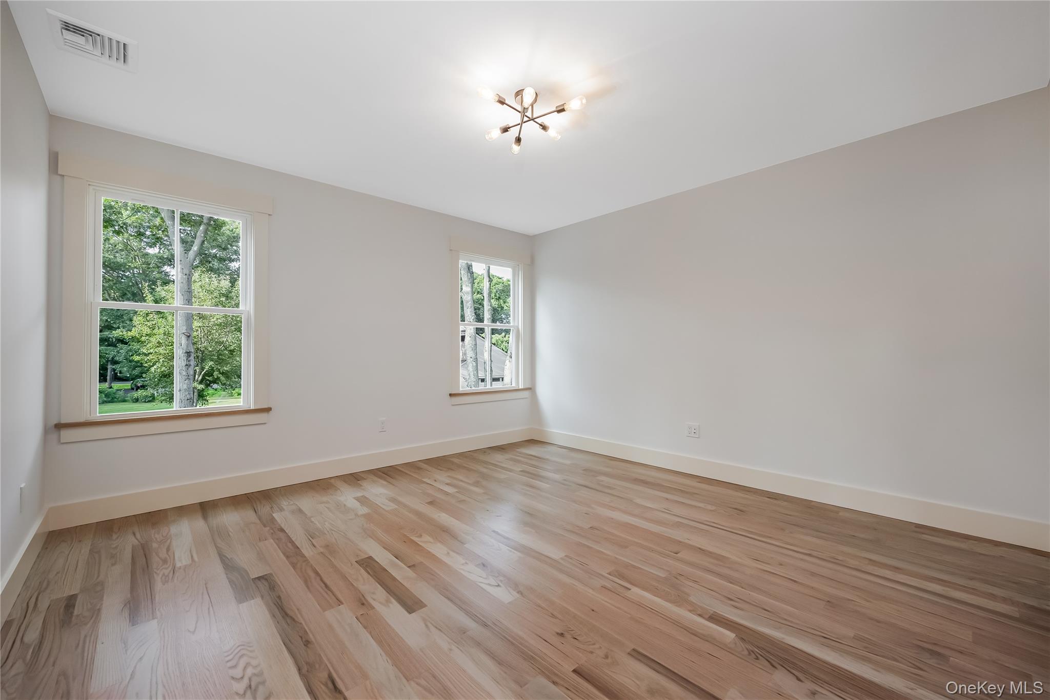 Miller Place, New York, 11764, United States, 4 Bedrooms Bedrooms, ,4 BathroomsBathrooms,Residential,For Sale,1902062