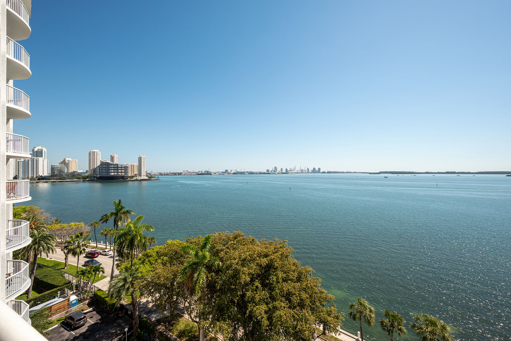  1420 Brickell Bay Dr, Miami, FL, 33131 - 物件實景