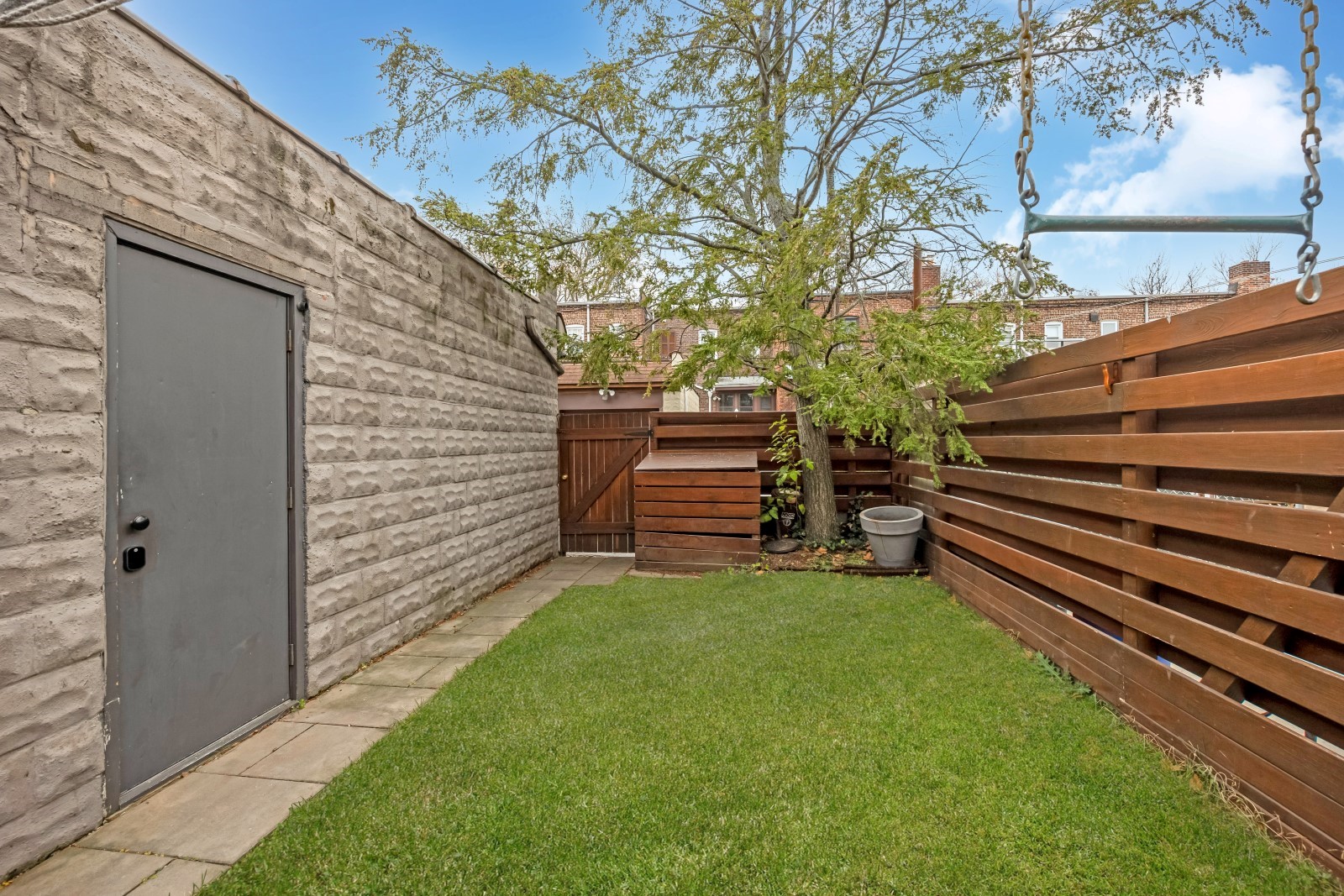 Middle Village, New York, 11379, United States, 3 Bedrooms Bedrooms, ,2 BathroomsBathrooms,Residential,For Sale,2001755