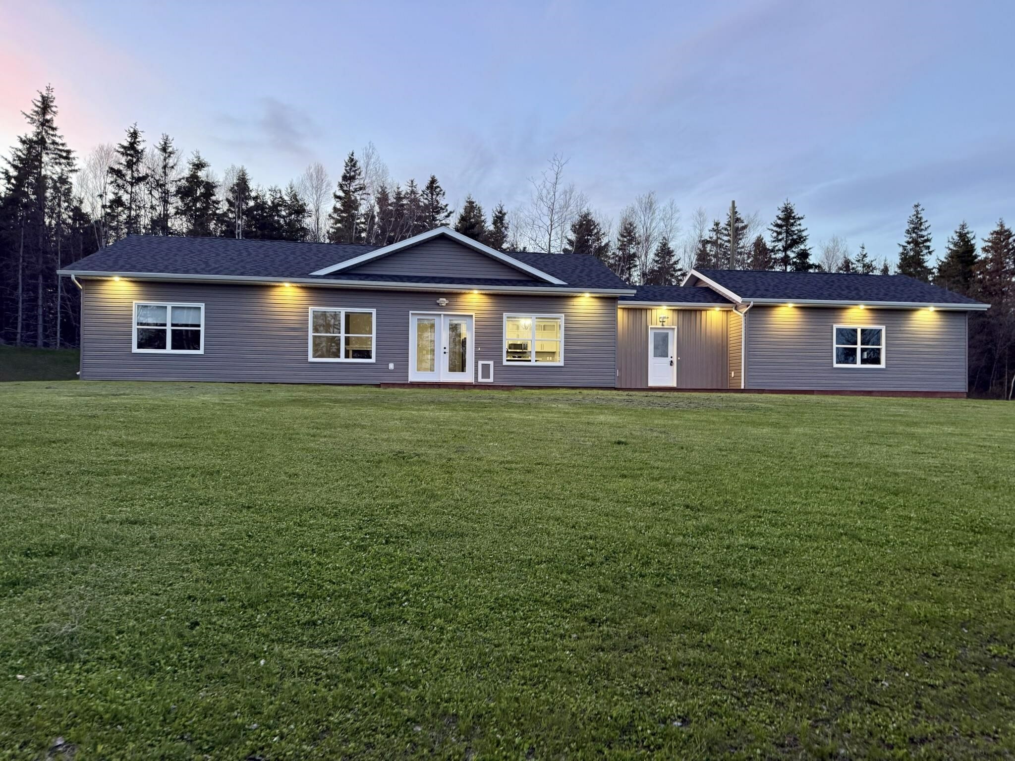 MAYFIELD, Prince Edward Island, C0A 1N0, CA, 3 Bedrooms Bedrooms, ,2 BathroomsBathrooms,Residential,For Sale,1876045