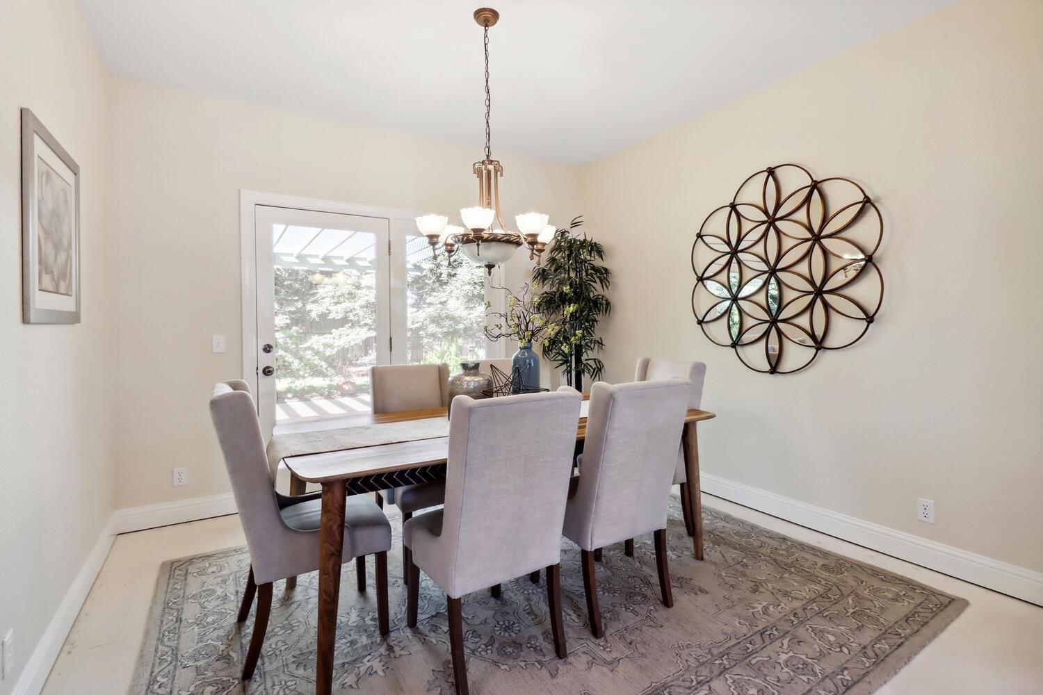 Davis, California, 95618, United States, 4 Bedrooms Bedrooms, ,3 BathroomsBathrooms,Residential,For Sale,1828068