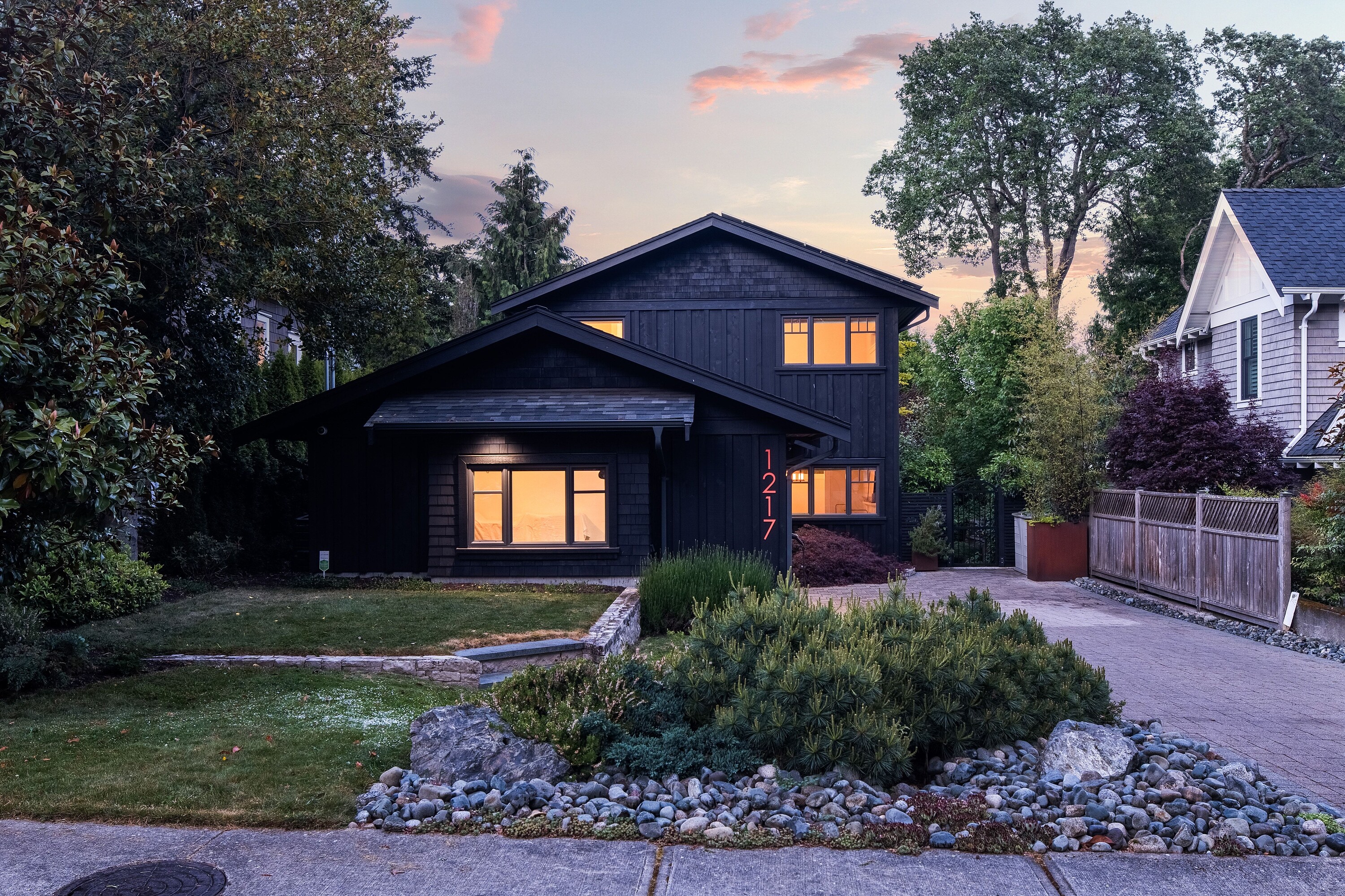  Beautifully Crafted Home - 物件實景