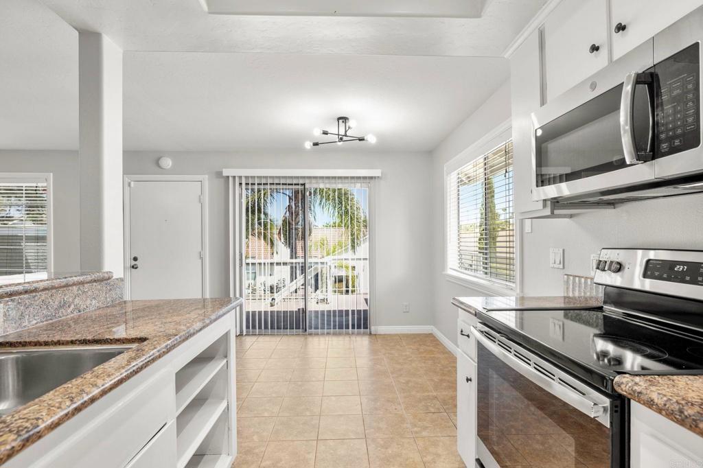 Oceanside, California, 92058, United States, 3 Bedrooms Bedrooms, ,2 BathroomsBathrooms,Residential,For Sale,1874200