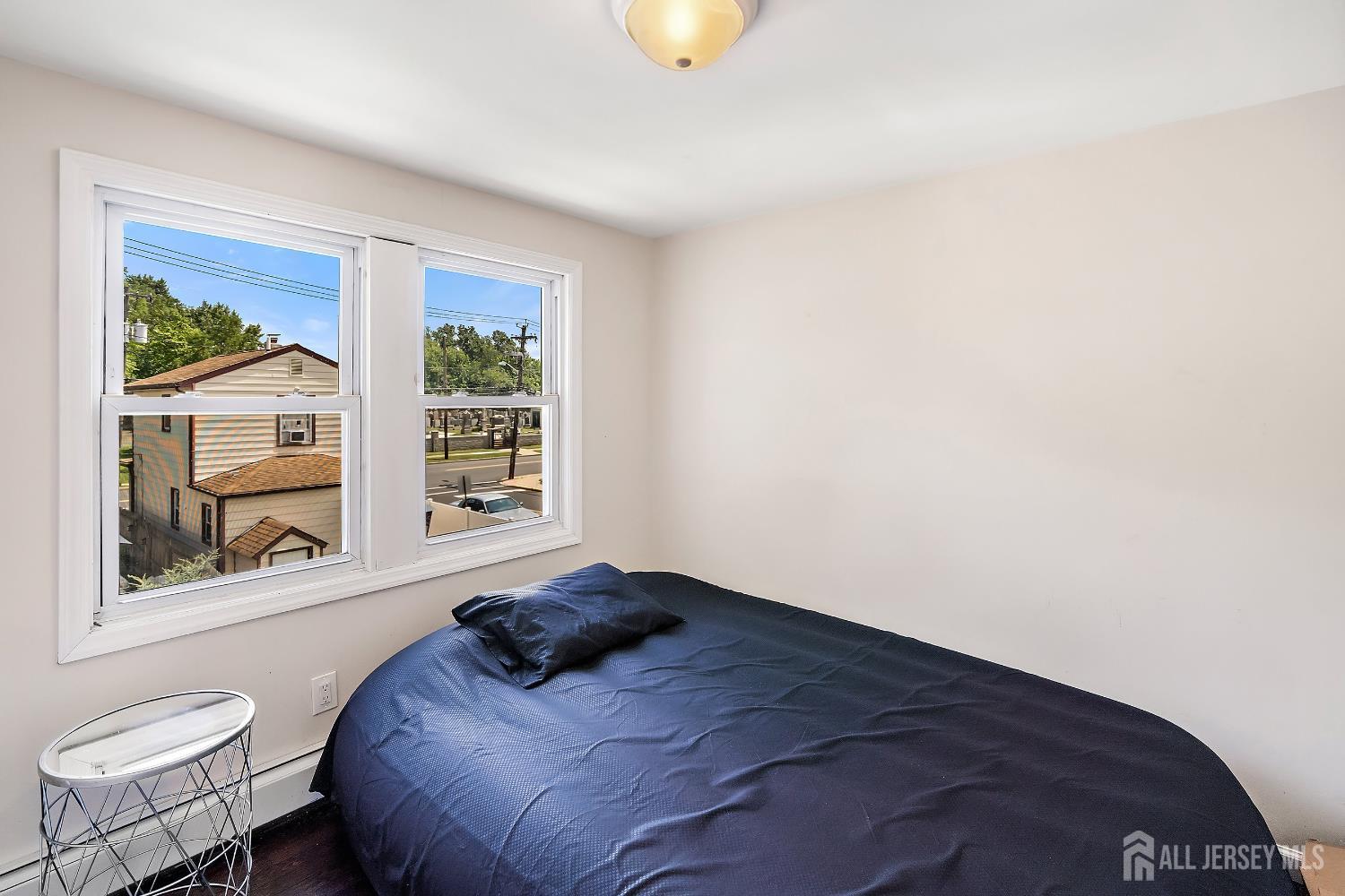 Woodbridge Proper, New Jersey, 08861, United States, 4 Bedrooms Bedrooms, ,2 BathroomsBathrooms,Residential,For Sale,1933644