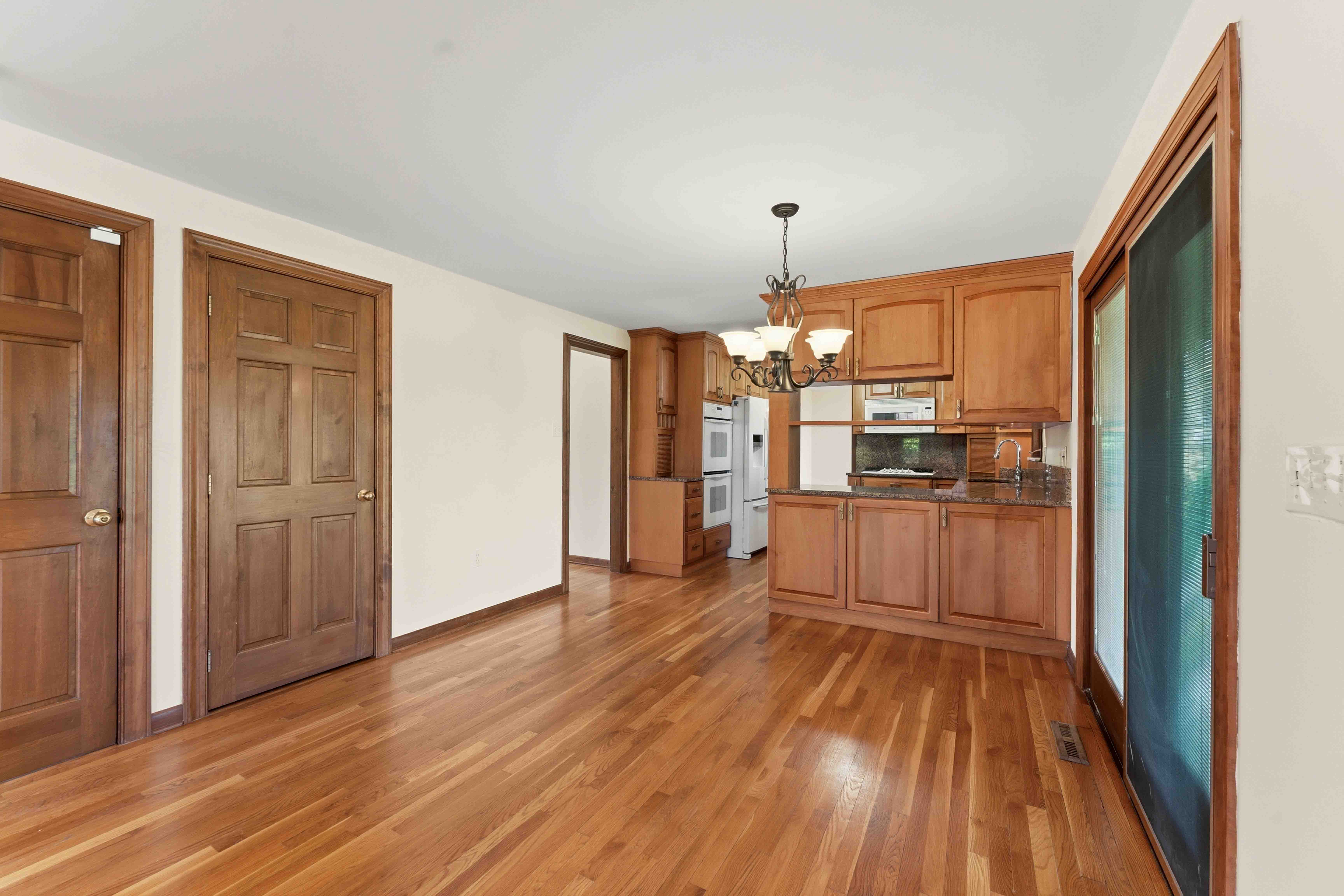  122 Tynewood Drive, Turtle Creek, PA 15145 - 物件實景