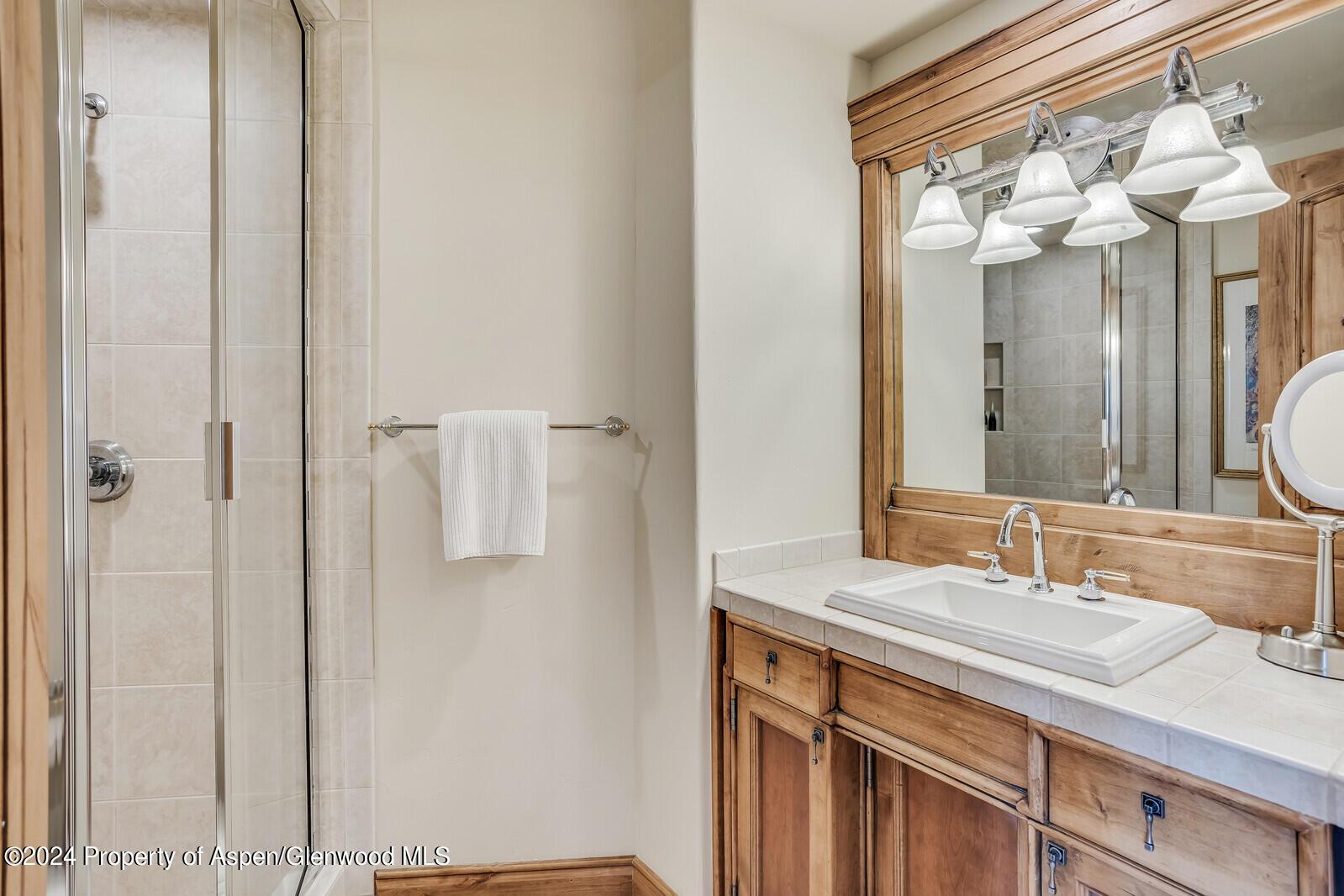Aspen, Colorado, 81611, United States, 5 Bedrooms Bedrooms, ,6 BathroomsBathrooms,Residential,For Sale,1807342