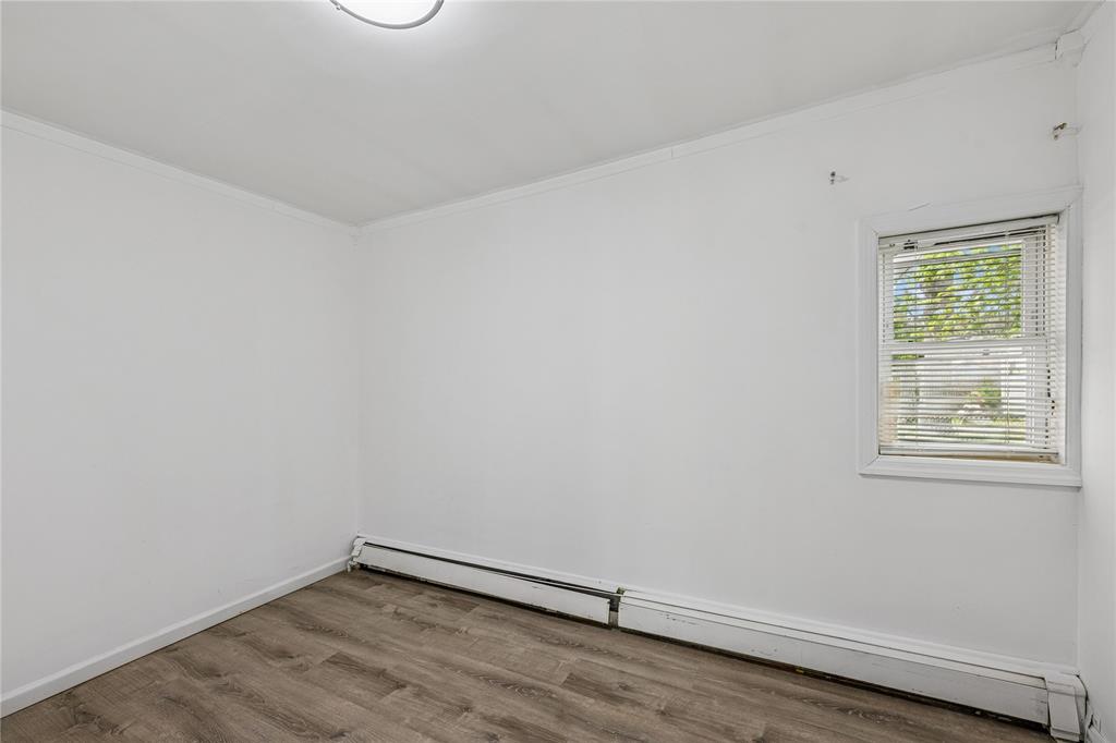 Selden, New York, 11784, United States, 4 Bedrooms Bedrooms, ,2 BathroomsBathrooms,Residential,For Sale,1805349