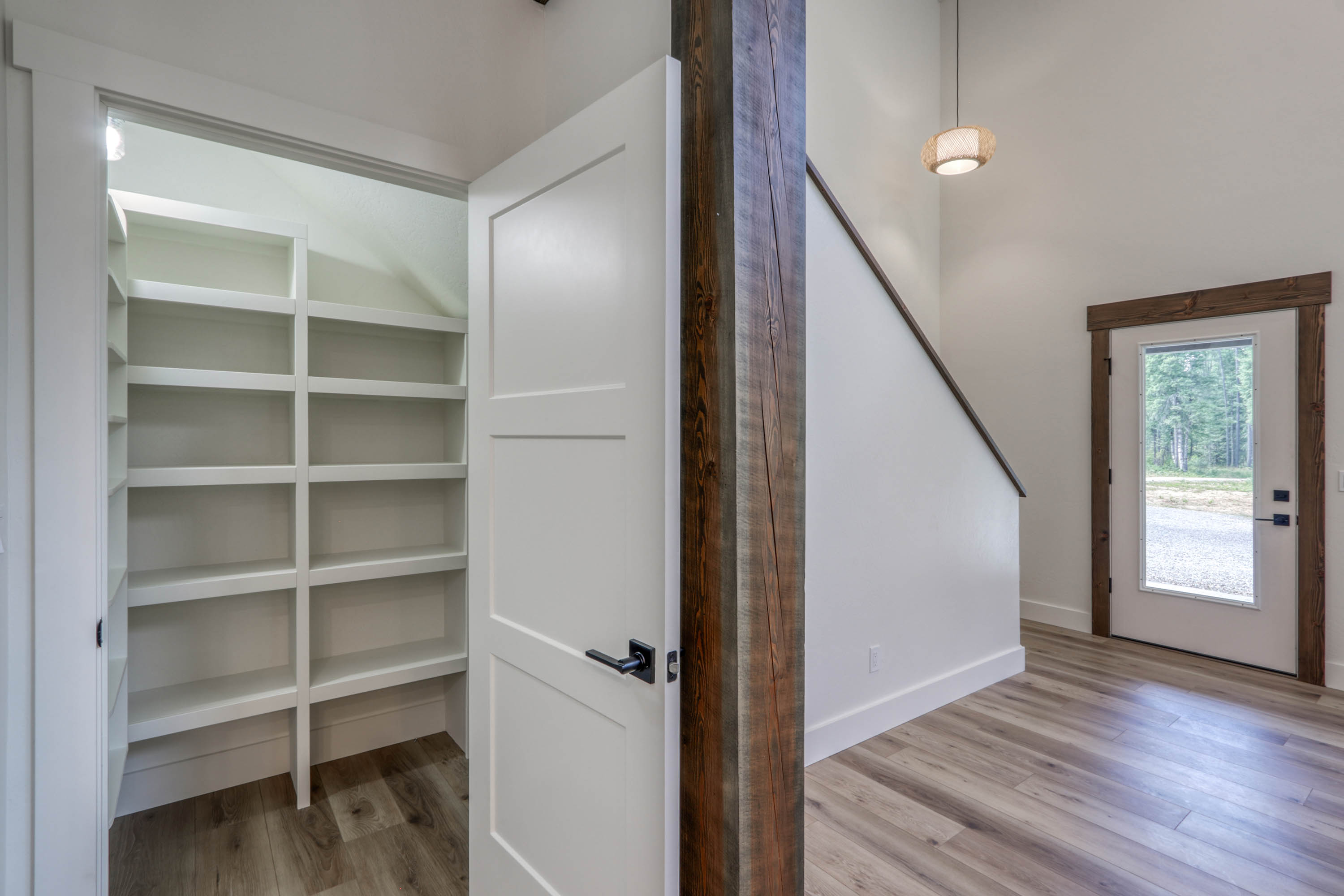 Sandpoint, Idaho, 83864, United States, 3 Bedrooms Bedrooms, ,3 BathroomsBathrooms,Residential,For Sale,1905788