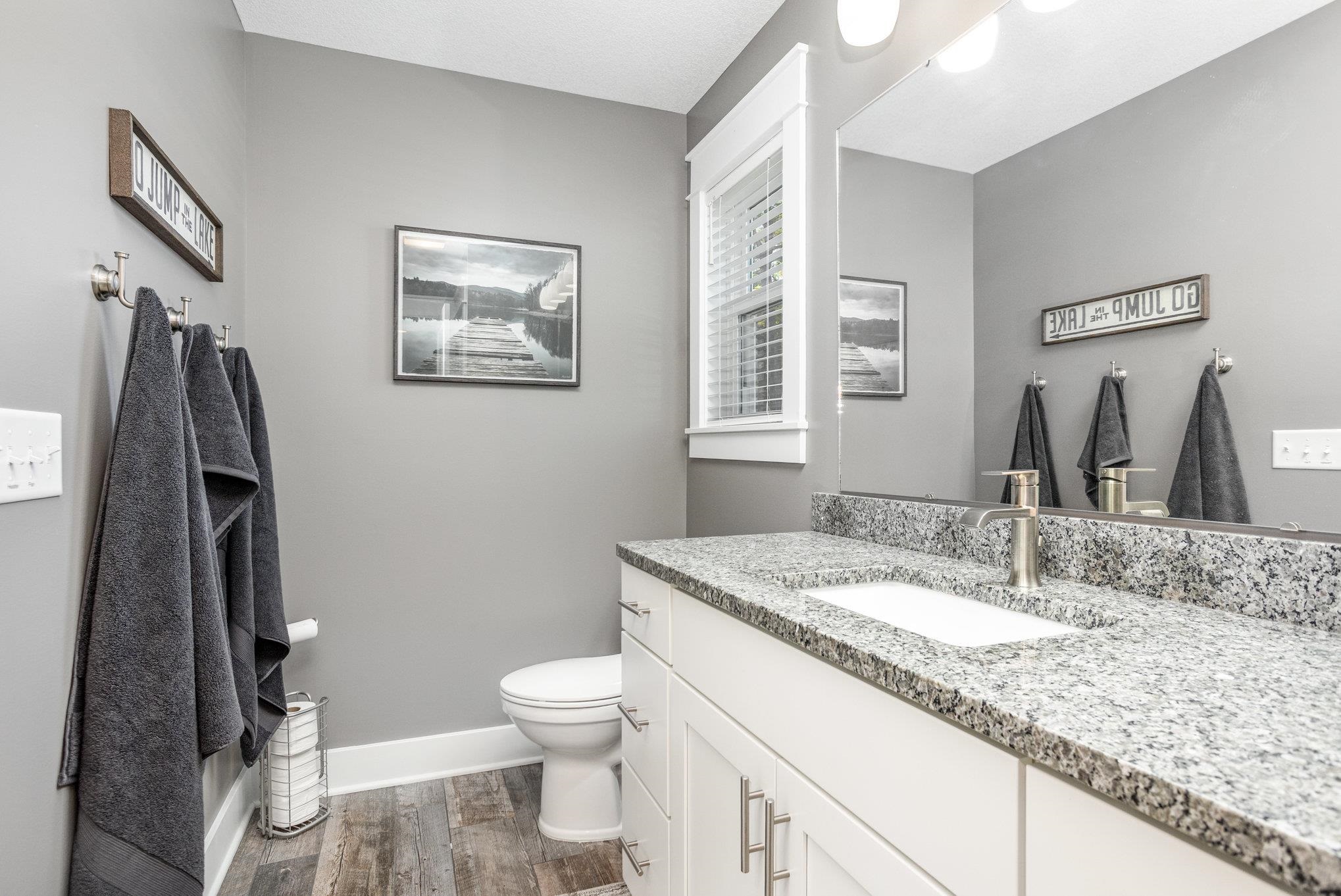 Houghton Lake, Michigan, 48629, United States, 3 Bedrooms Bedrooms, ,3 BathroomsBathrooms,Residential,For Sale,1983284