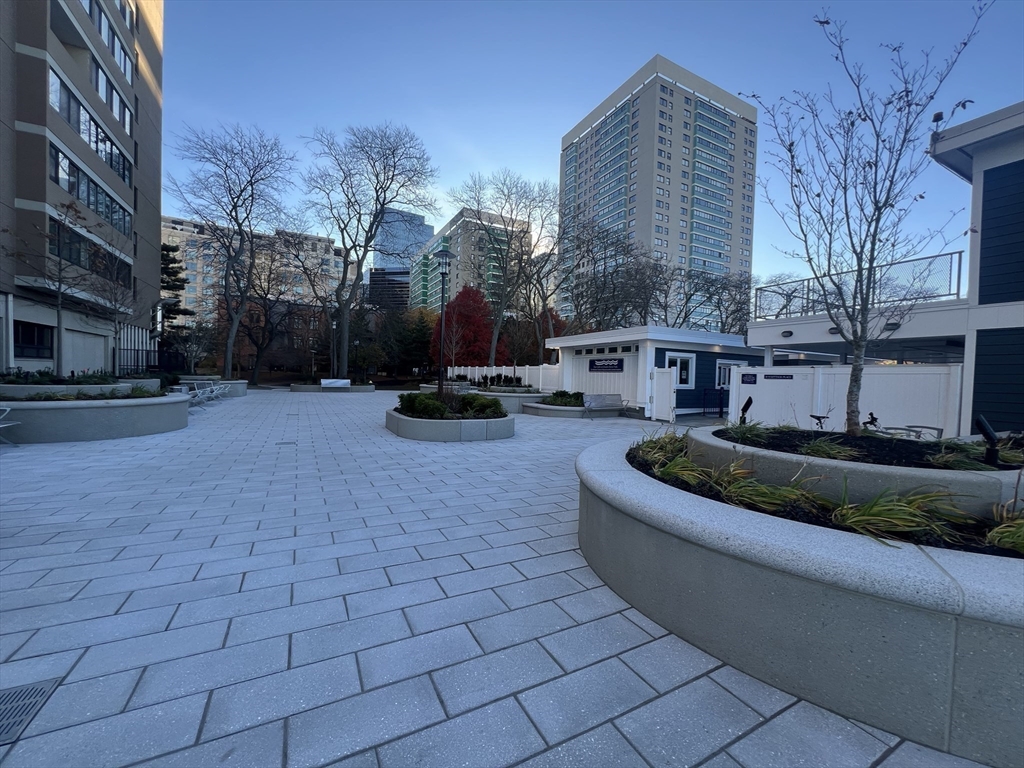 Boston, Massachusetts, 02114, United States, 2 Bedrooms Bedrooms, ,2 BathroomsBathrooms,Residential,For Sale,1996815