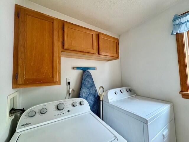 Waterboro, Maine, 04087, United States, 5 Bedrooms Bedrooms, ,3 BathroomsBathrooms,Residential,For Sale,1911570