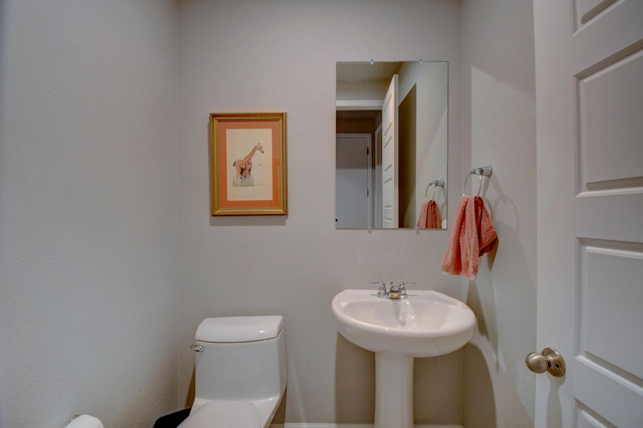 Albuquerque, New Mexico, 87114, United States, 4 Bedrooms Bedrooms, ,3 BathroomsBathrooms,Residential,For Sale,1817446