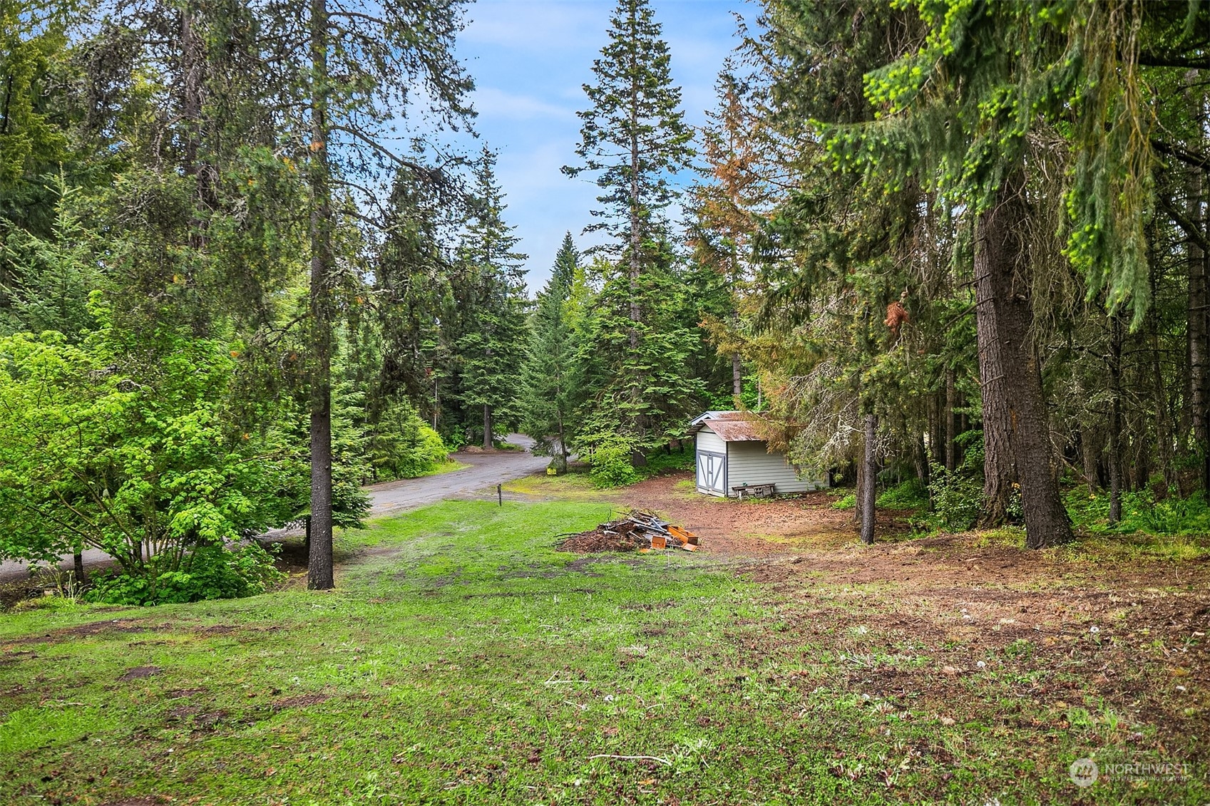 Easton, Washington, 98925, United States, 3 Bedrooms Bedrooms, ,3 BathroomsBathrooms,Residential,For Sale,1912346