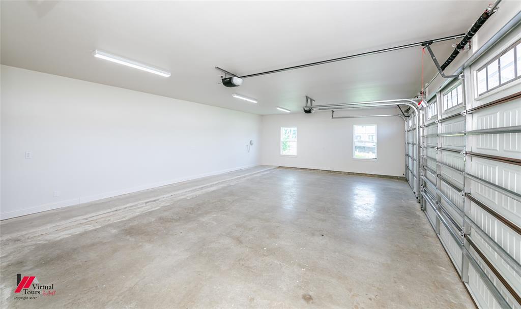 Shreveport, Louisiana, 71106, United States, 5 Bedrooms Bedrooms, ,4 BathroomsBathrooms,Residential,For Sale,1890779
