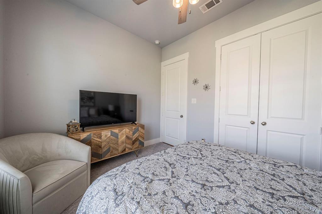 Waxahachie, Texas, 75165, United States, 4 Bedrooms Bedrooms, ,3 BathroomsBathrooms,Residential,For Sale,2007543