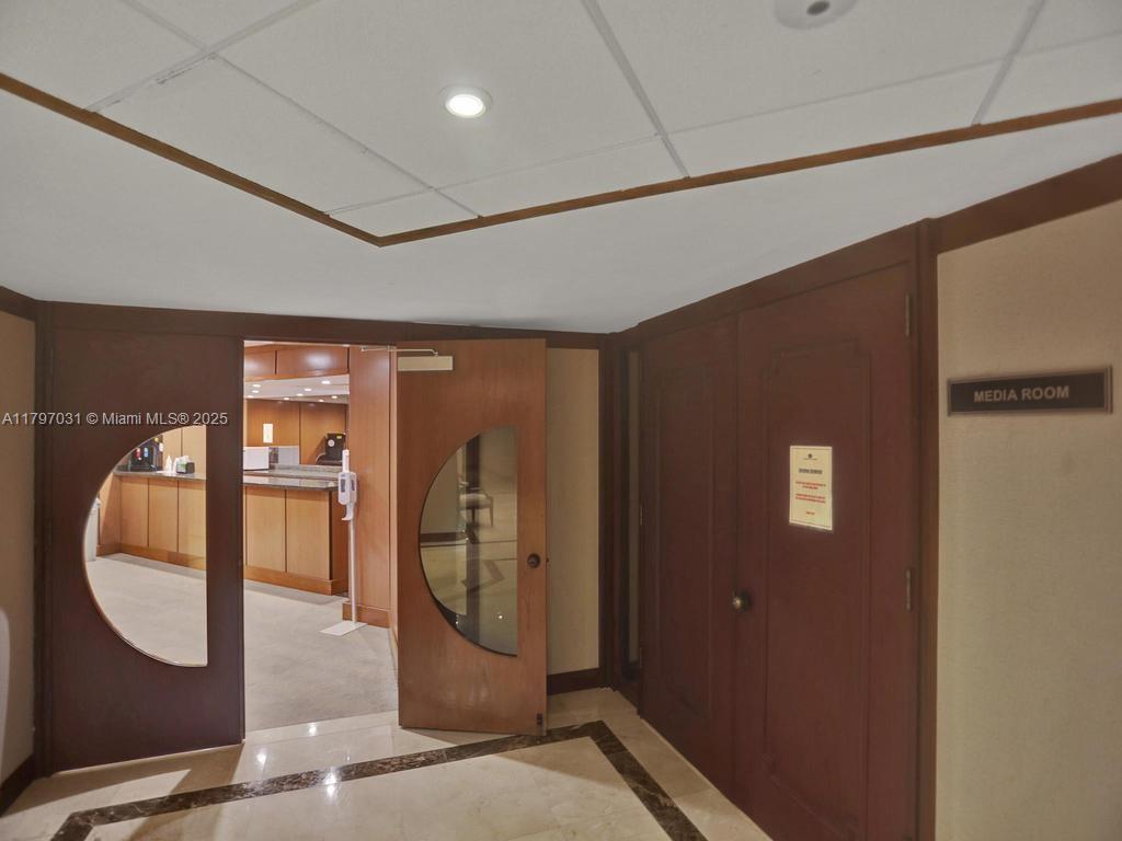 Aventura, Florida, 33180, United States, 4 Bedrooms Bedrooms, ,5 BathroomsBathrooms,Residential,For Sale,1796989