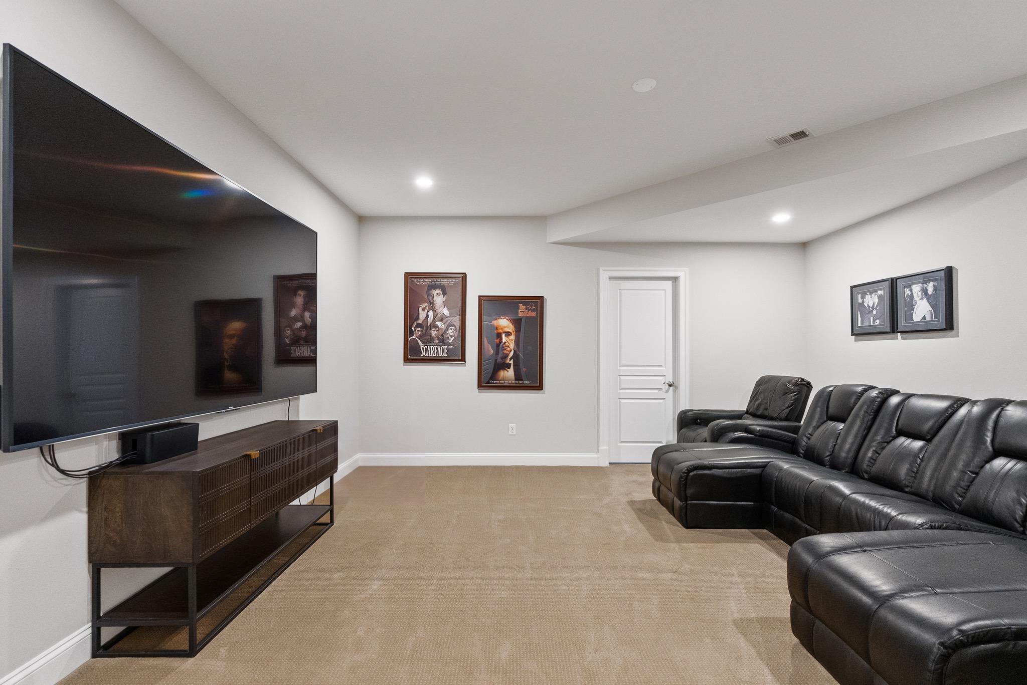 9111 Dara Lane, Great Falls, VA, 22066 - 物件實景