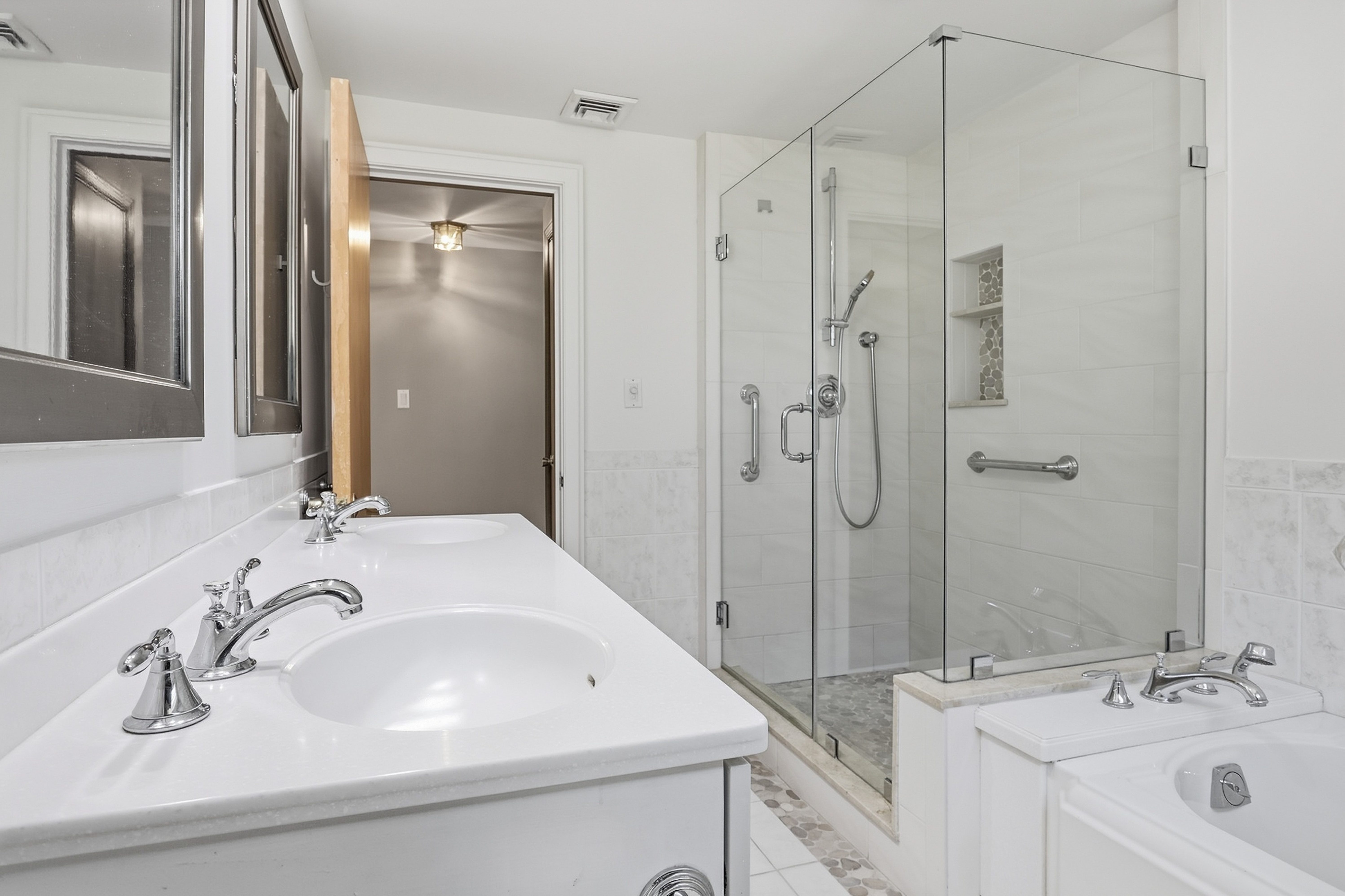  4 Nevada Road, Burlington, MA 01803 - 物件實景