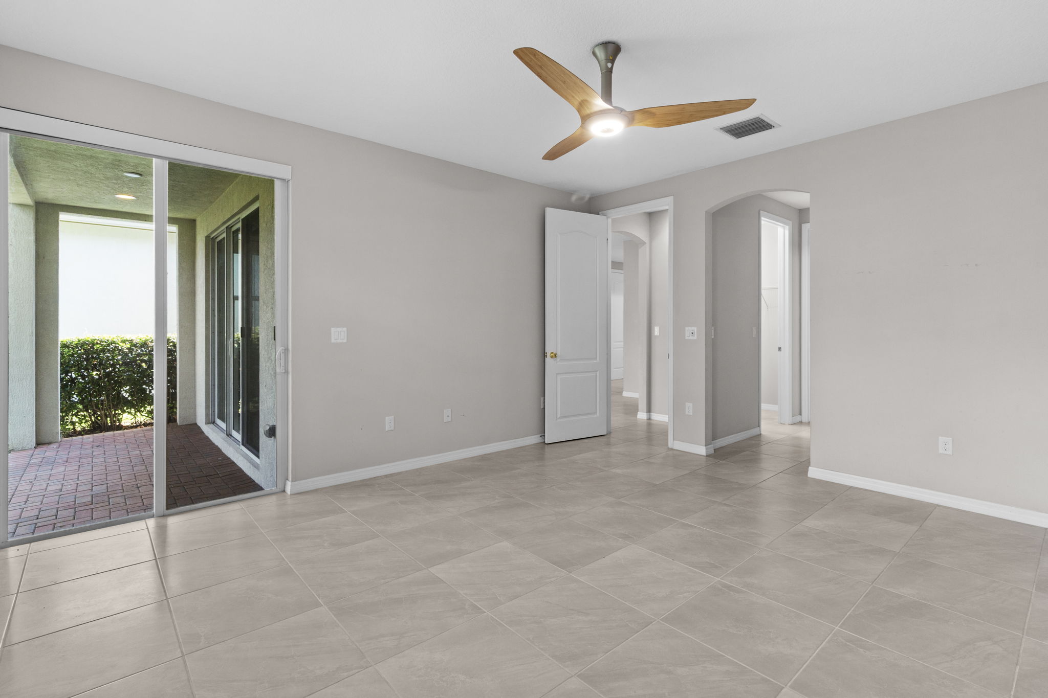  5319 Falcon Trail, Davie, FL 33314 - 物件實景