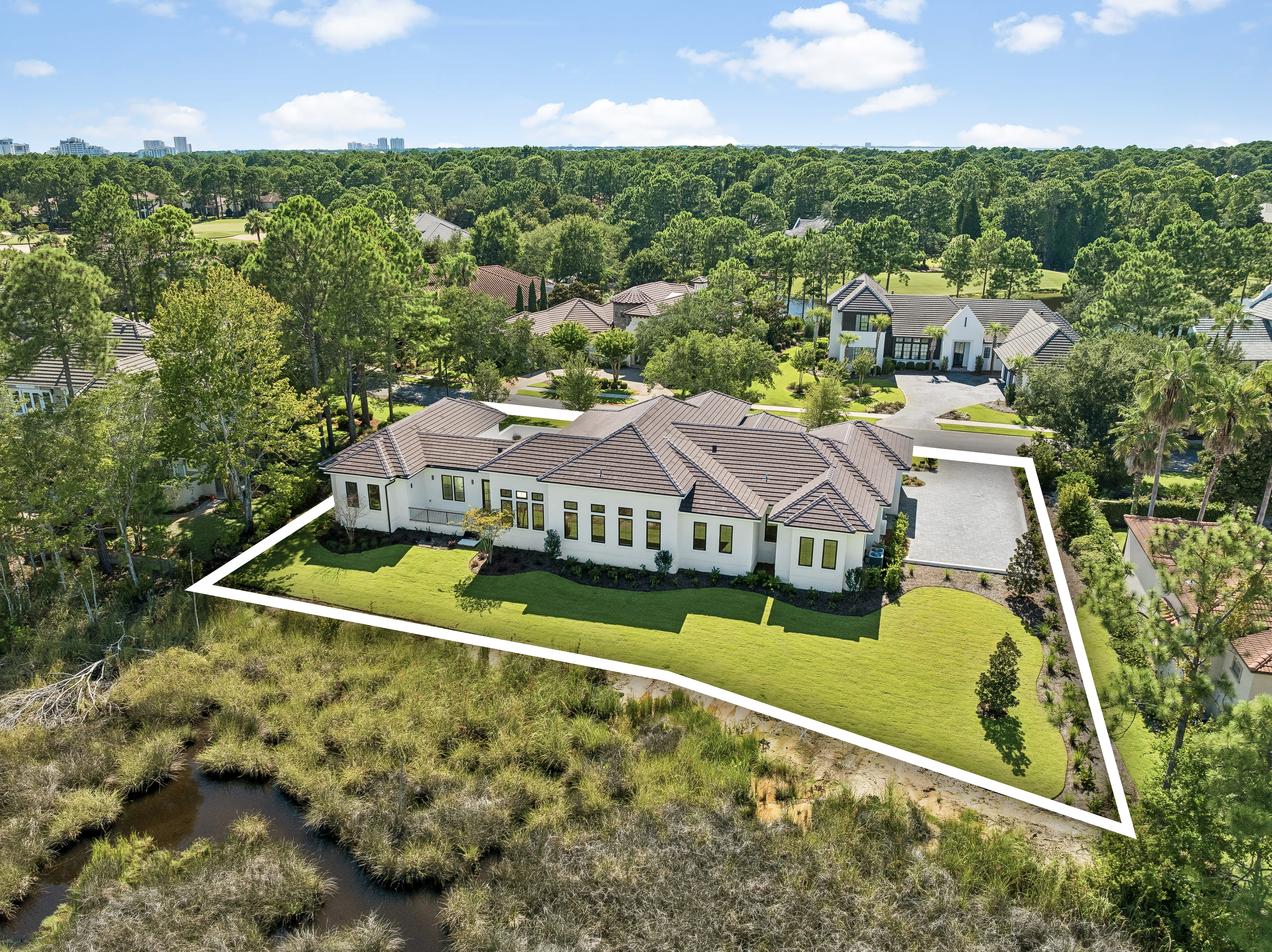  Exceptional New Construction Estate with Preserve Views in Burnt Pine - 物件實景