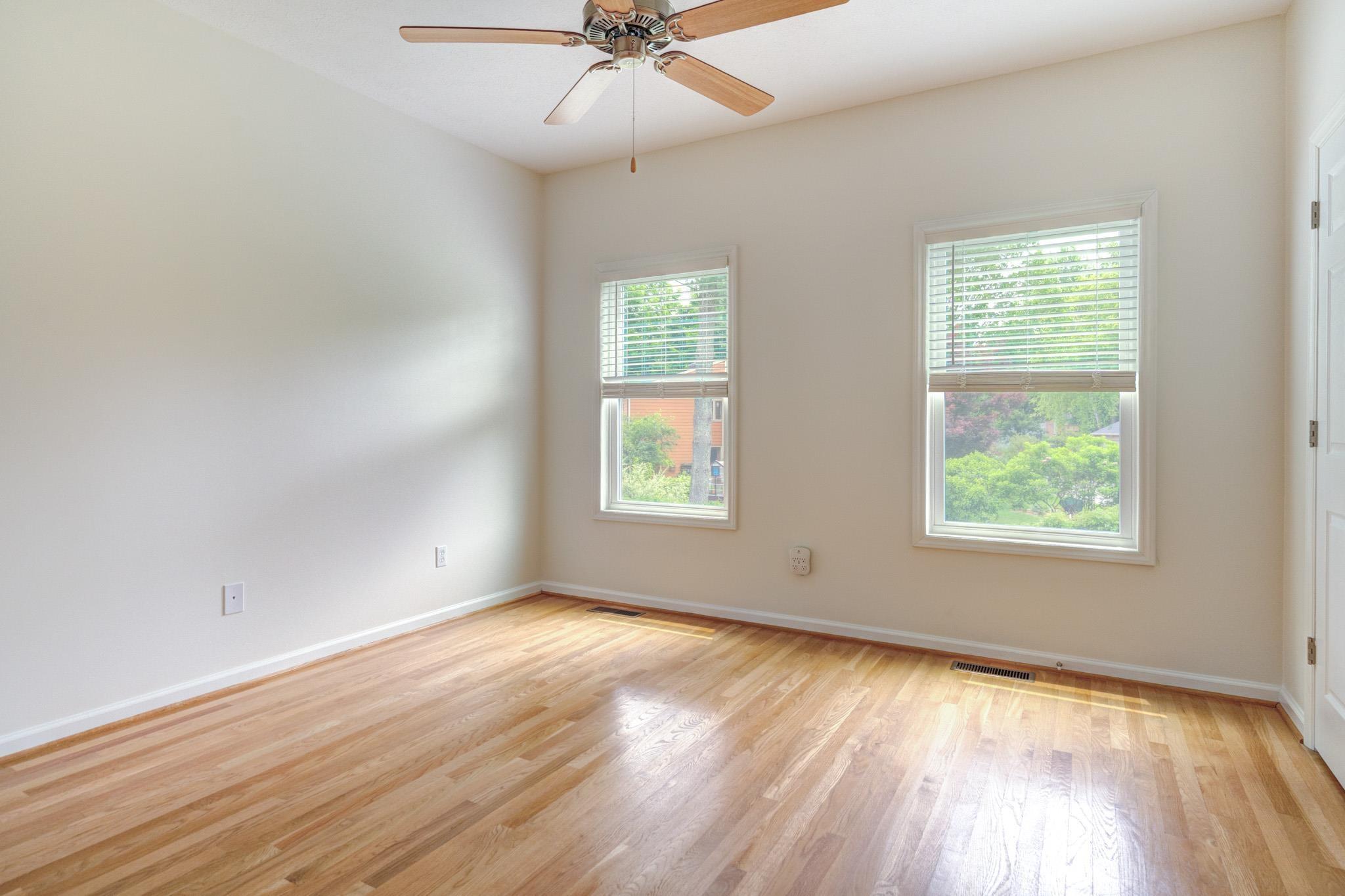 Blacksburg, Virginia, 24060, United States, 4 Bedrooms Bedrooms, ,3 BathroomsBathrooms,Residential,For Sale,1847433