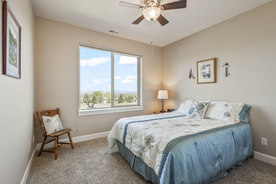 Prineville, Oregon, 97754, United States, 3 Bedrooms Bedrooms, ,3 BathroomsBathrooms,Residential,For Sale,1804823