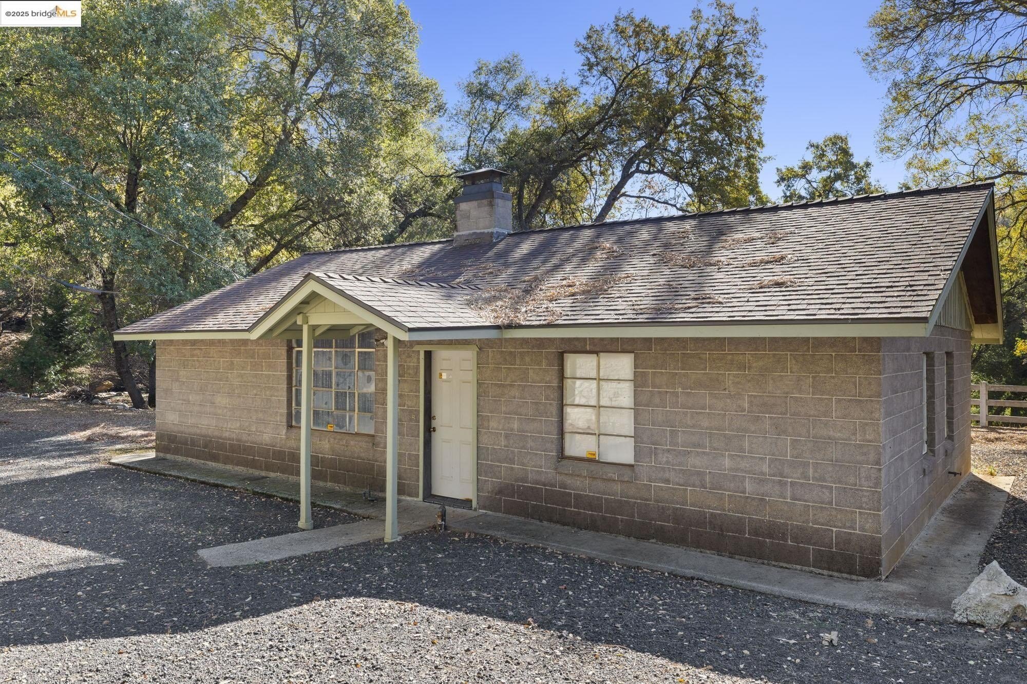 Sonora, California, 95370, United States, 5 Bedrooms Bedrooms, ,4 BathroomsBathrooms,Residential,For Sale,2006245