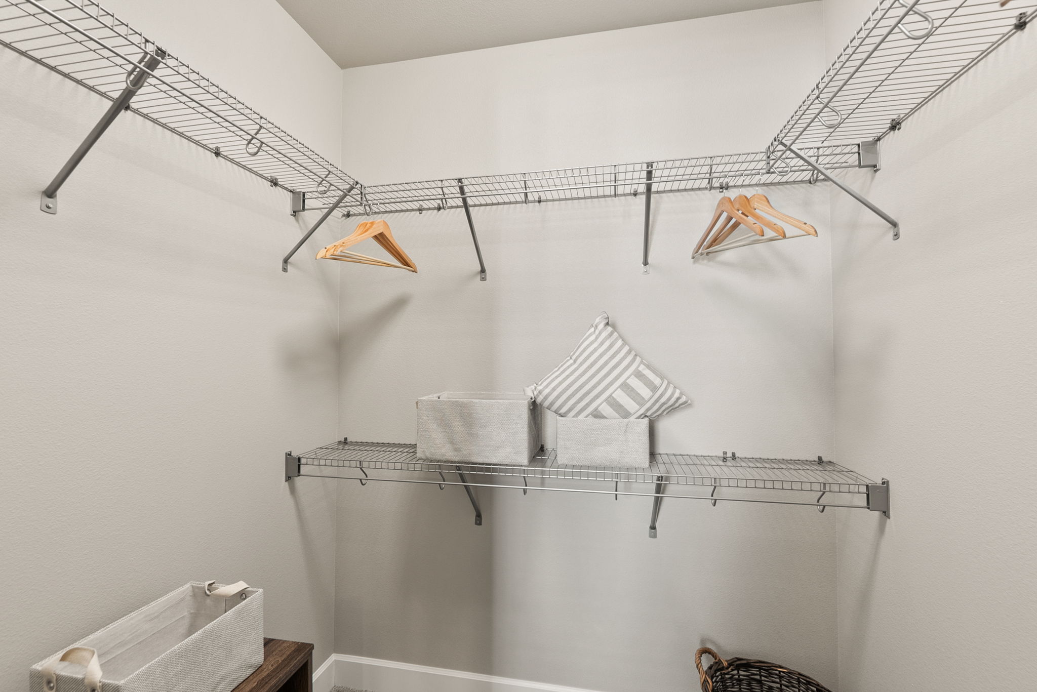 Sisters, Oregon, 97759, United States, 3 Bedrooms Bedrooms, ,2 BathroomsBathrooms,Residential,For Sale,1910956