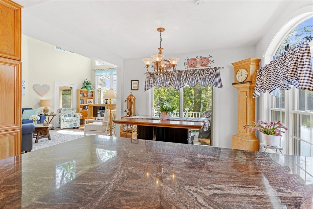 Methuen, Massachusetts, 01844, United States, 3 Bedrooms Bedrooms, ,2 BathroomsBathrooms,Residential,For Sale,1929056